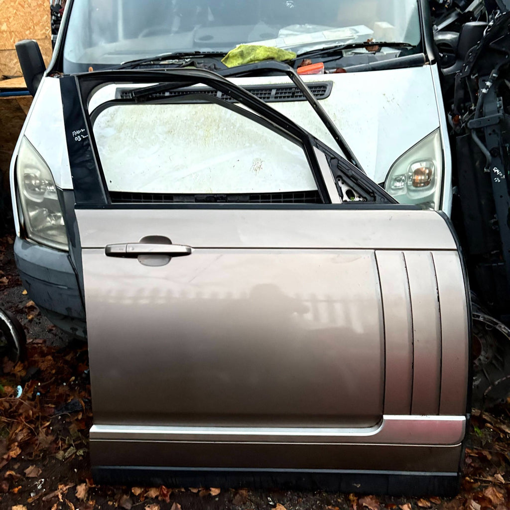 RANGE ROVER L405 2013-17 FRONT RIGHT OSF COMPLETE DOOR  FREE POST
