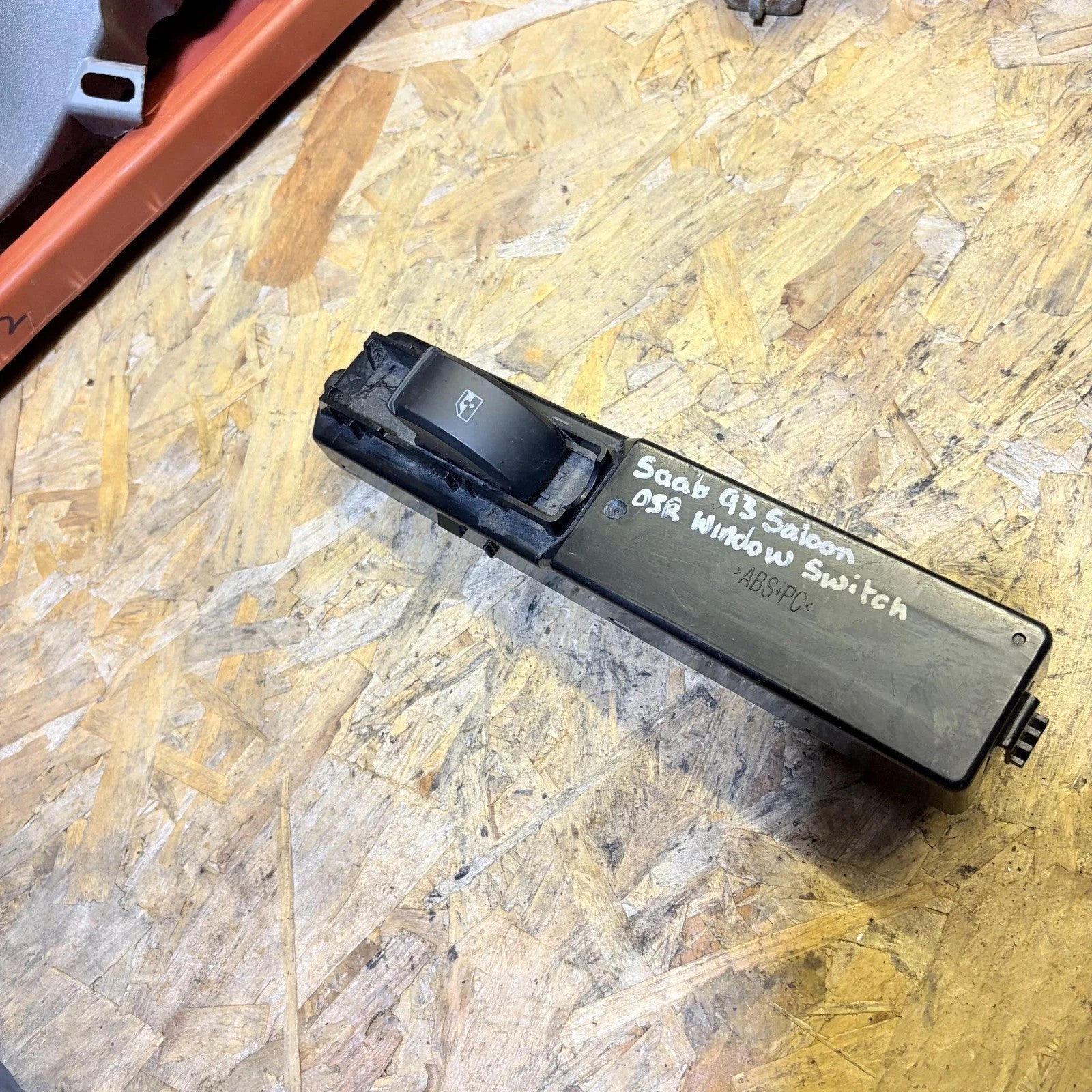 Saab 9-3 2003-2007 Rear Right Door Electric Window Switch 12758530 12760467