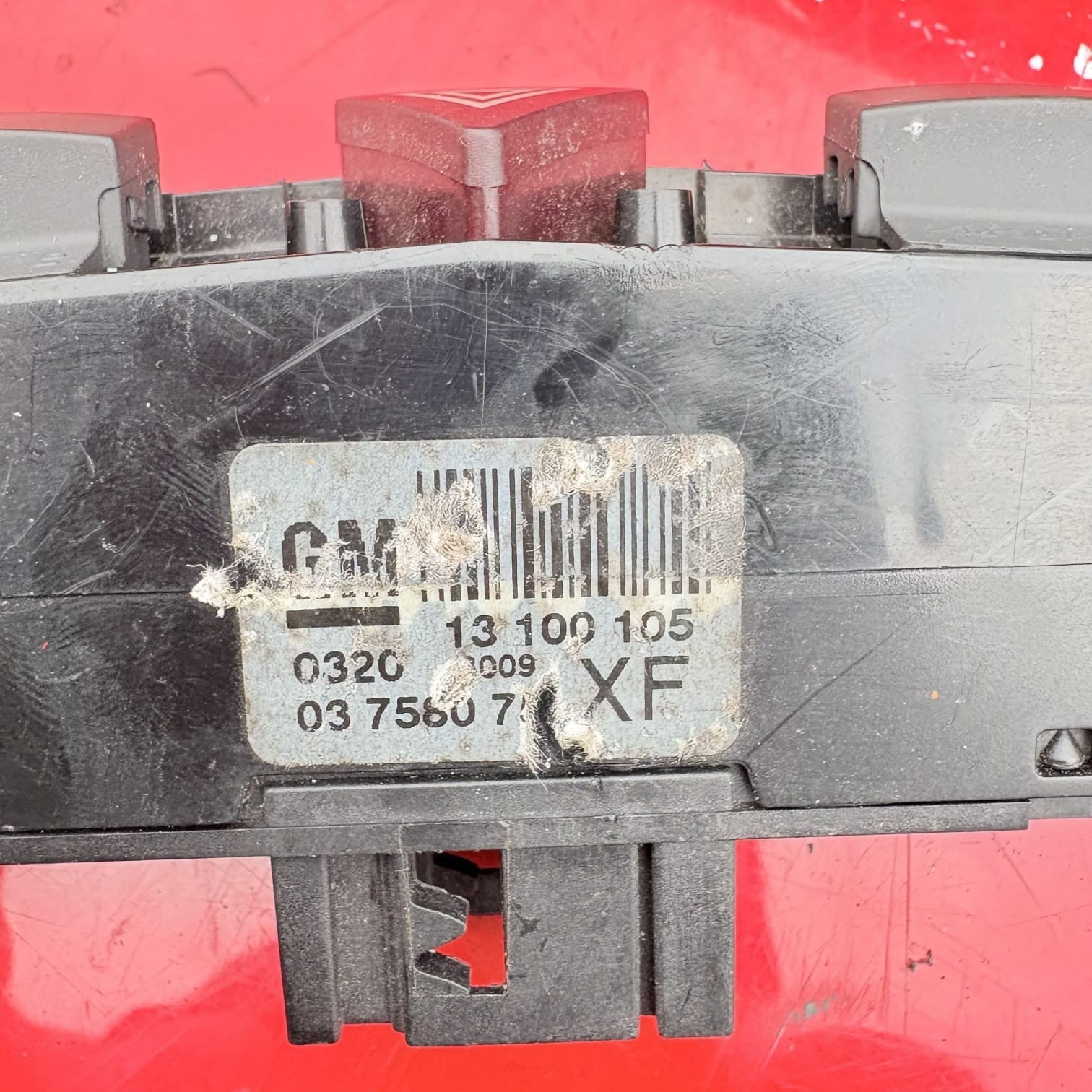 Hazard warning switch Opel Astra H ABS PC 660332
