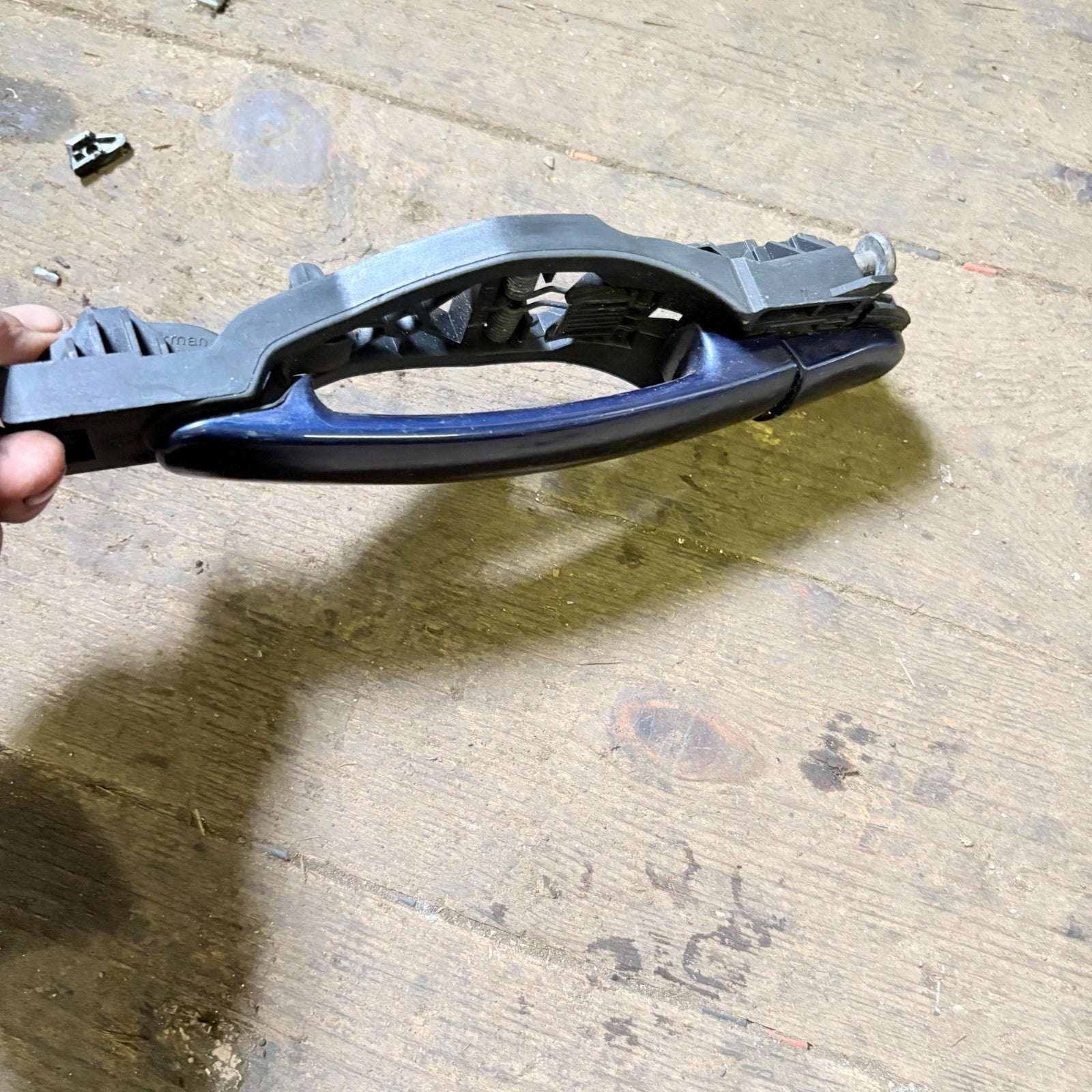 2001-2008 SKODA SUPERB EXTERIOR DOOR HANDLE REAR RIGHT SIDE