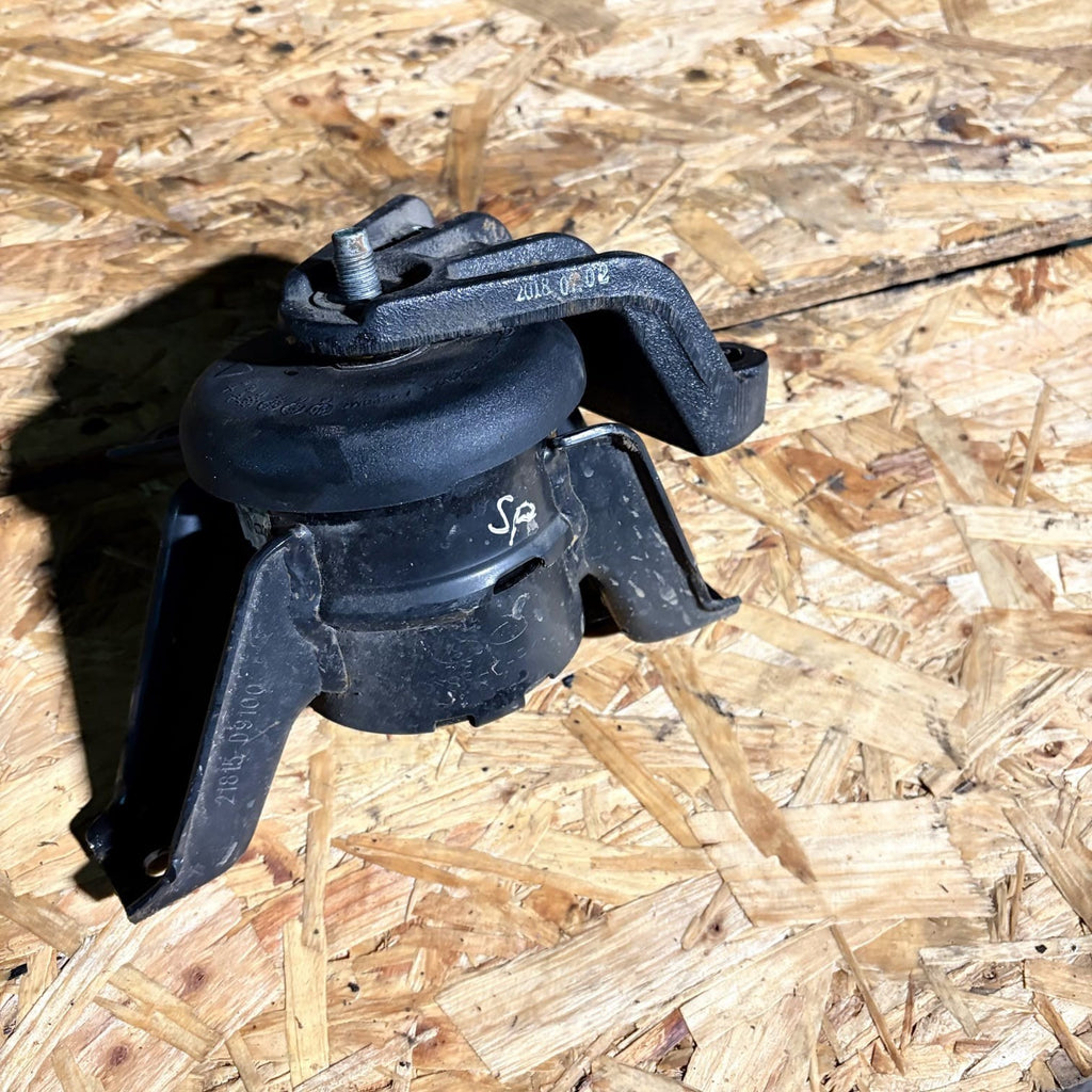 KIA Sportage Diesel 100kW Engine mount bracket 21815D9100 DON4932
