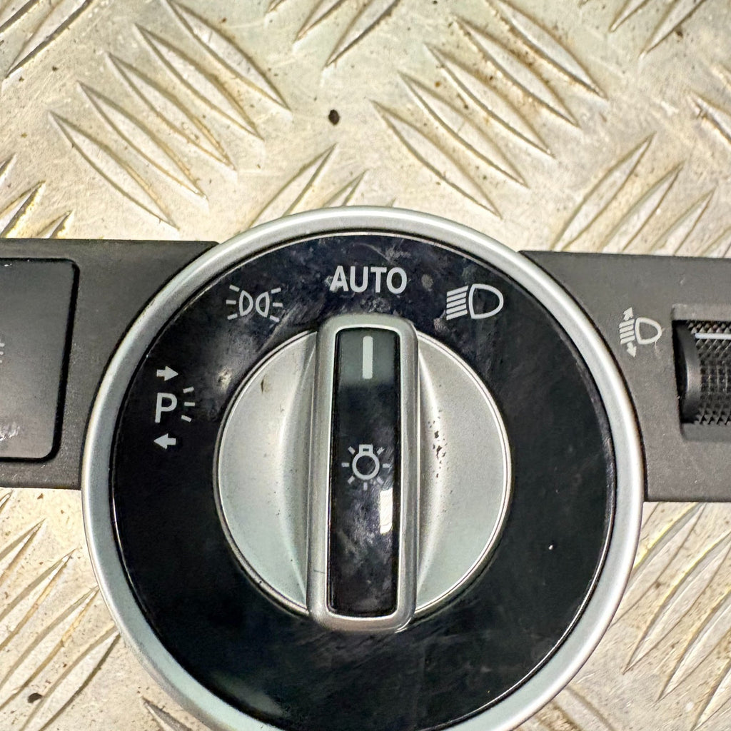 Mercedes E-Class W212 Headlight Switch Light Control Knob A2129050651 2009-2016