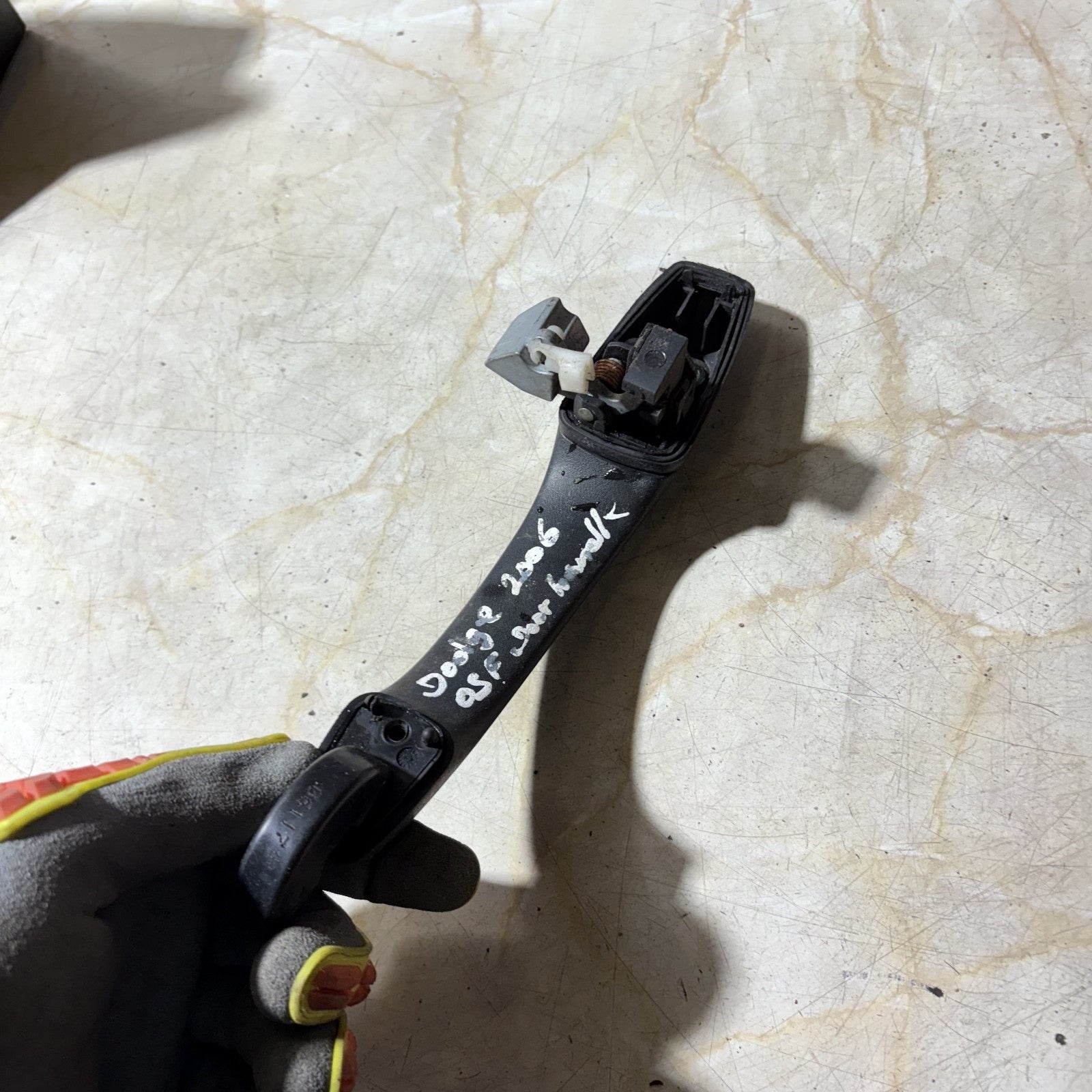 Right Front Outer Door Handle for DODGE 2006-2011