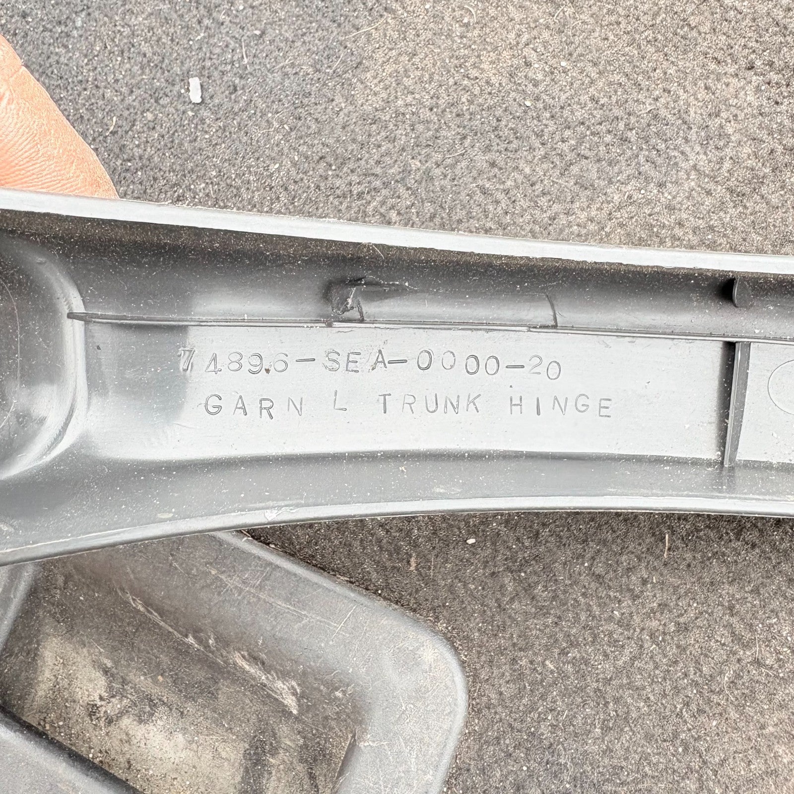 Honda Accord 2005 Passenger Side Boot Hinge Cover 74896-SEA-0000