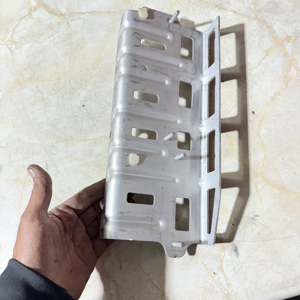 Range Rover Evoque L538 Fuse/Relay Box Mount Bracket EJ32-14C445-AA 2012-2018