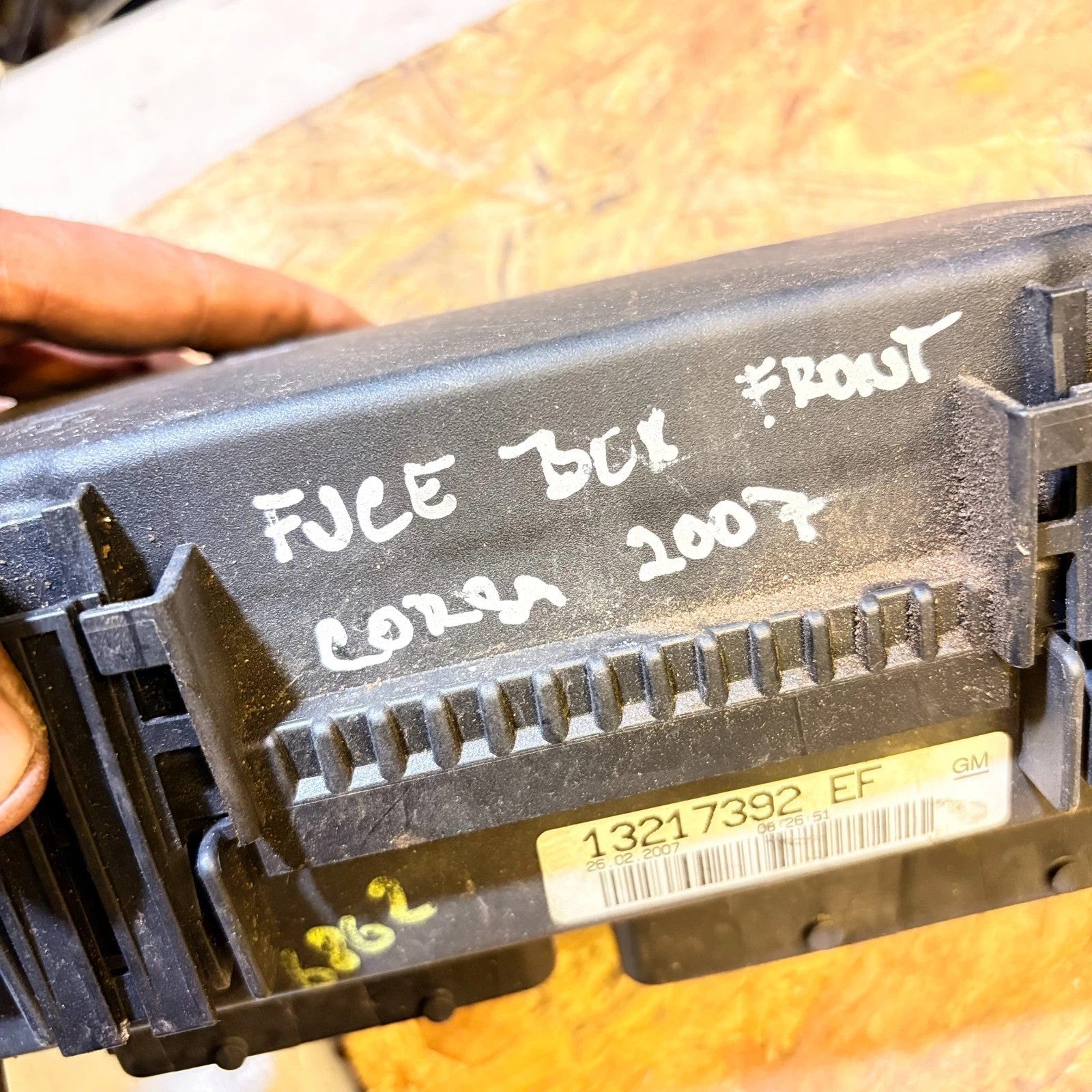 Vauxhall Corsa D 2006-2014 Underbonnet Fuse Box UEC/BCM 13217392EF