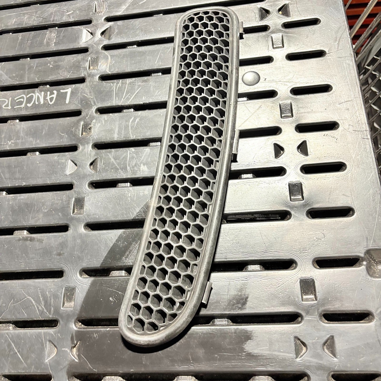 MINI Drivers Front Scuttle Panel Grill Grille for R50 R52 R53 7122506