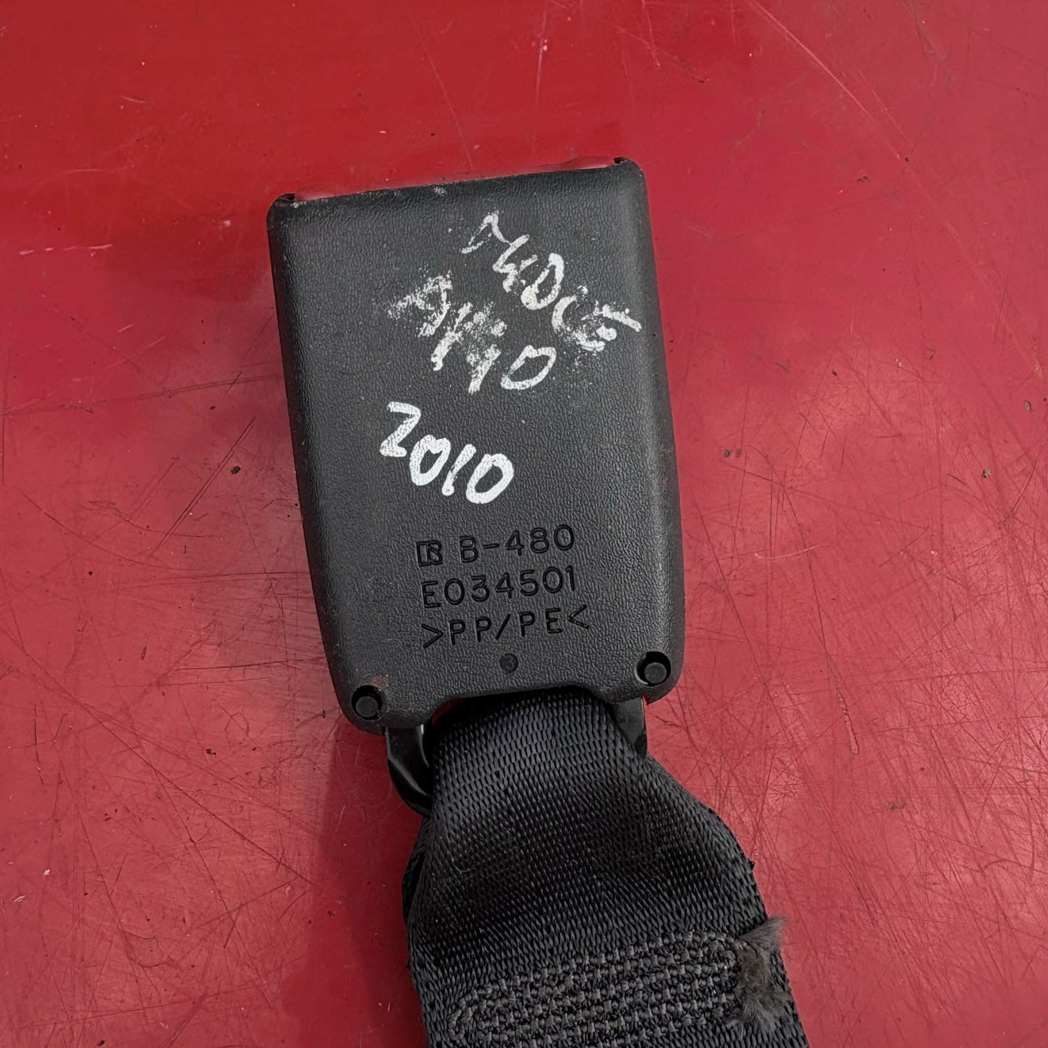 FORD C-MAX MK1 2010 DRIVERS SIDE REAR SEAT BELT BUCKLE E034501