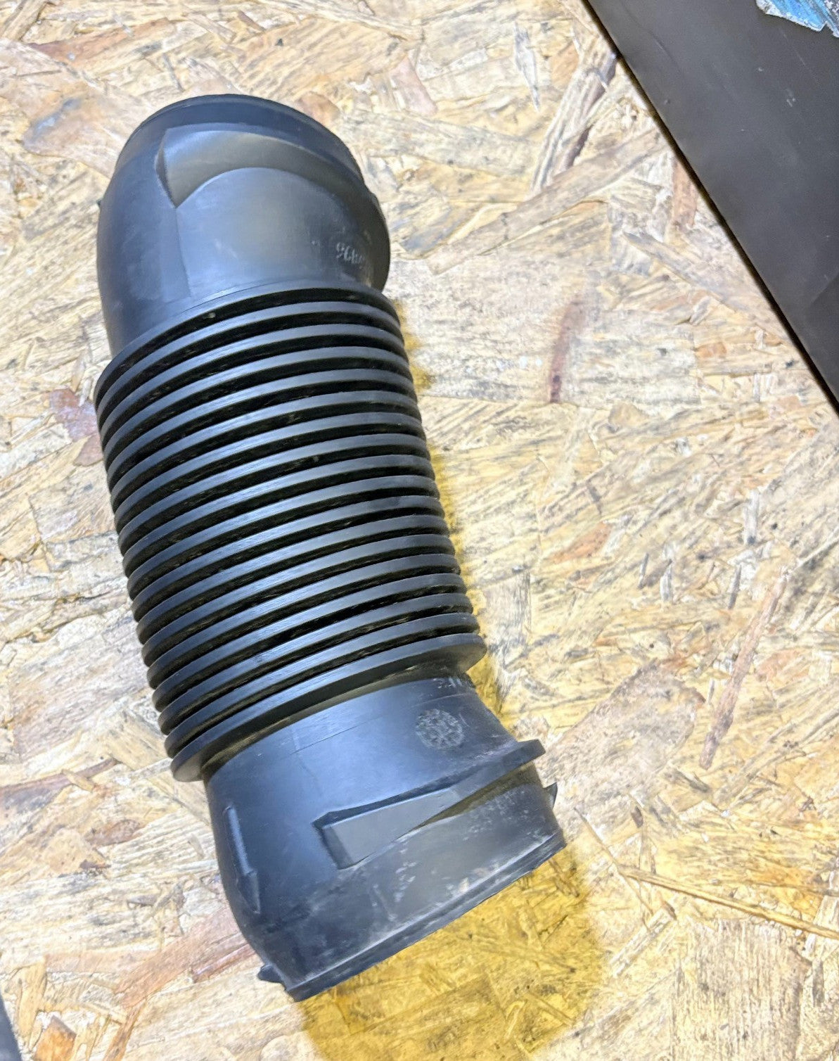 CITROEN C3 PICASSO AIR INTAKE HOSE PIPE 9683340180 2012-2017