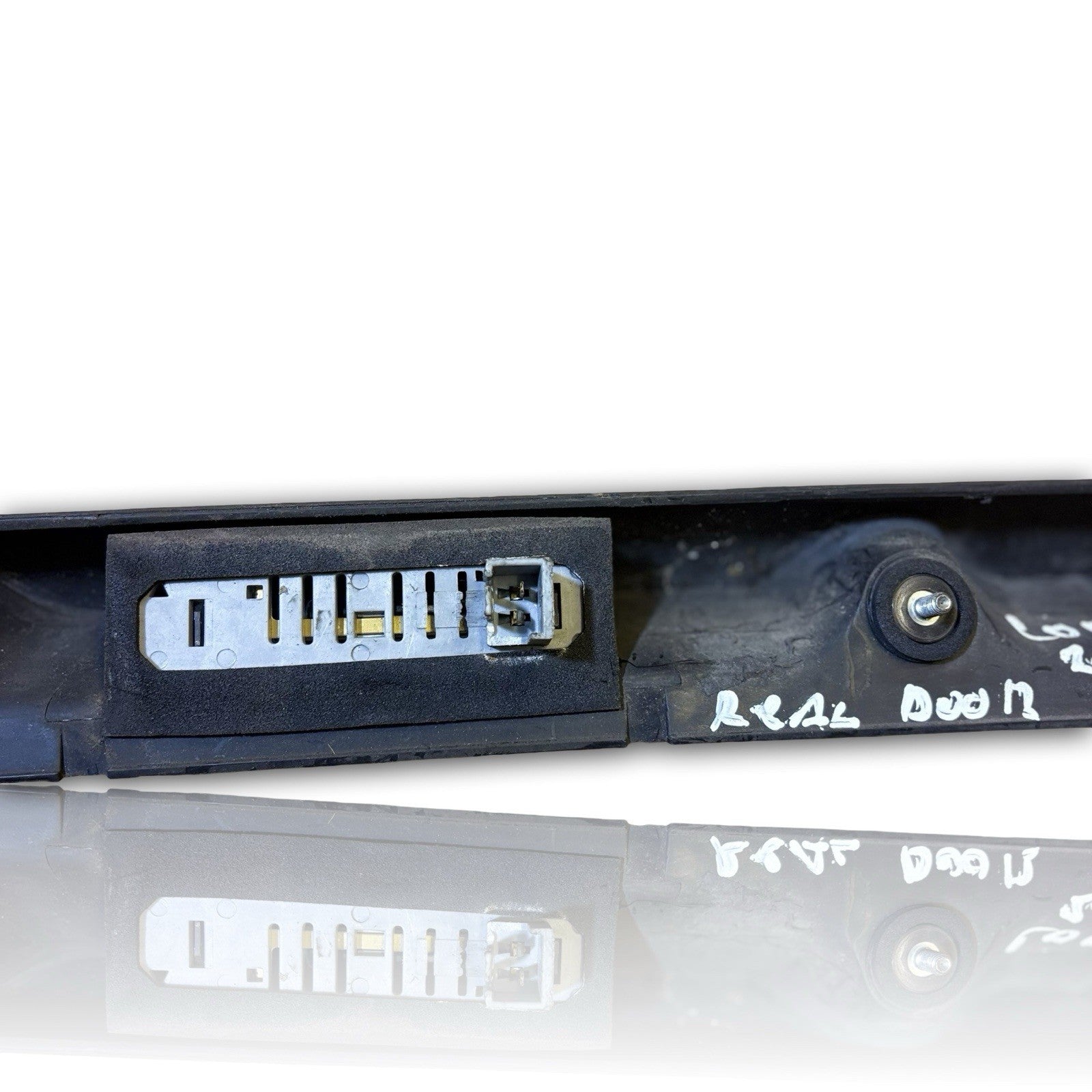 VAUXHALL COMBO 2001-2011 REAR NUMBER PLATE LIGHT TRIM STRIP 9228482