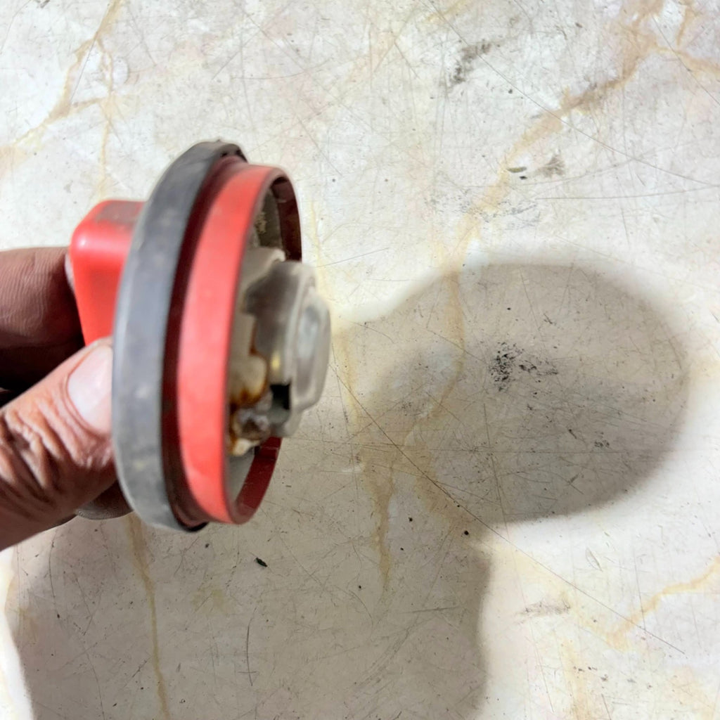 Mercedes W169 W211 Diesel Fuel Filler Cap Tank Cap Red A2204700705