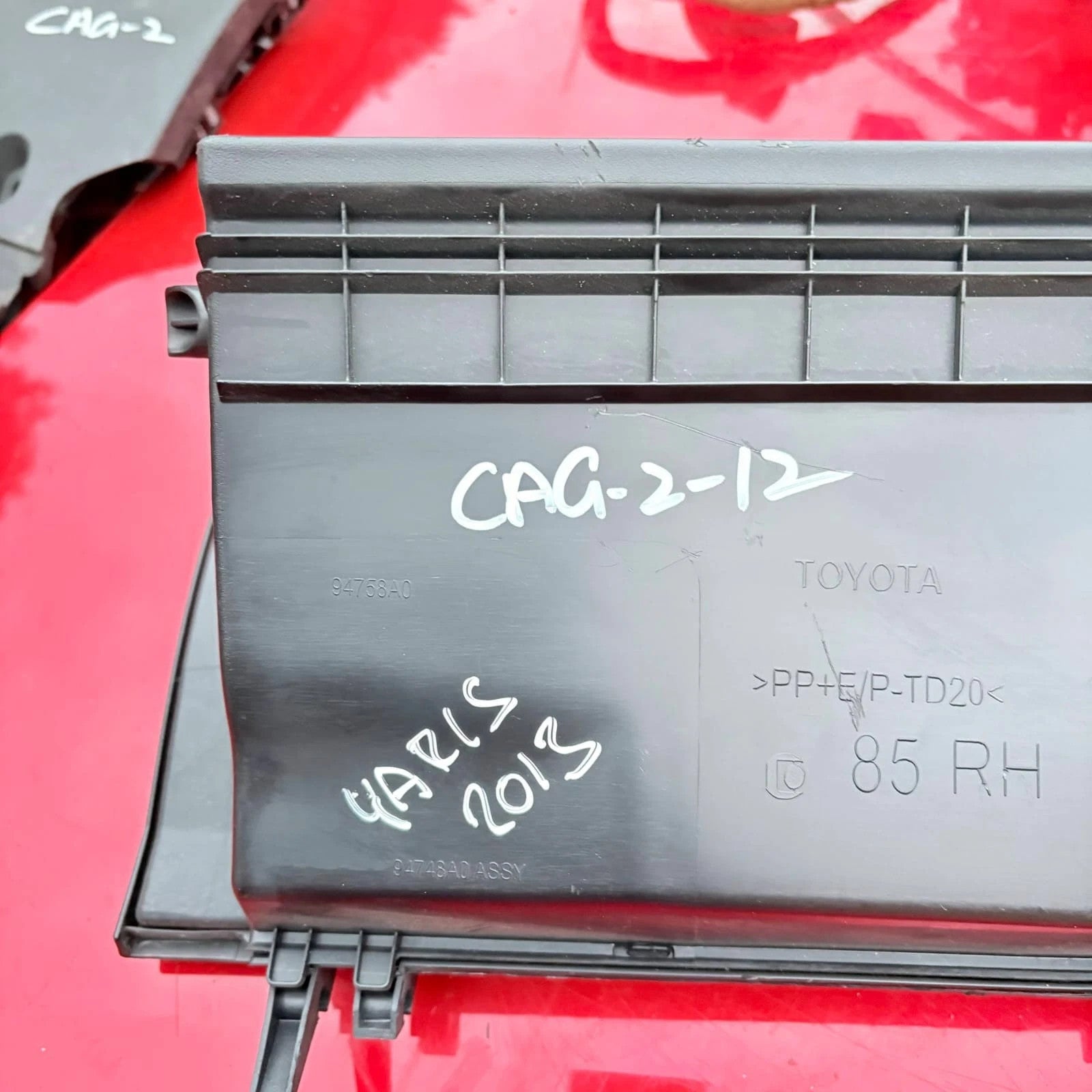 Toyota Yaris Mk3 XP130 Glove Box Door Lid Black RHD 55550-0D160 2011-2014