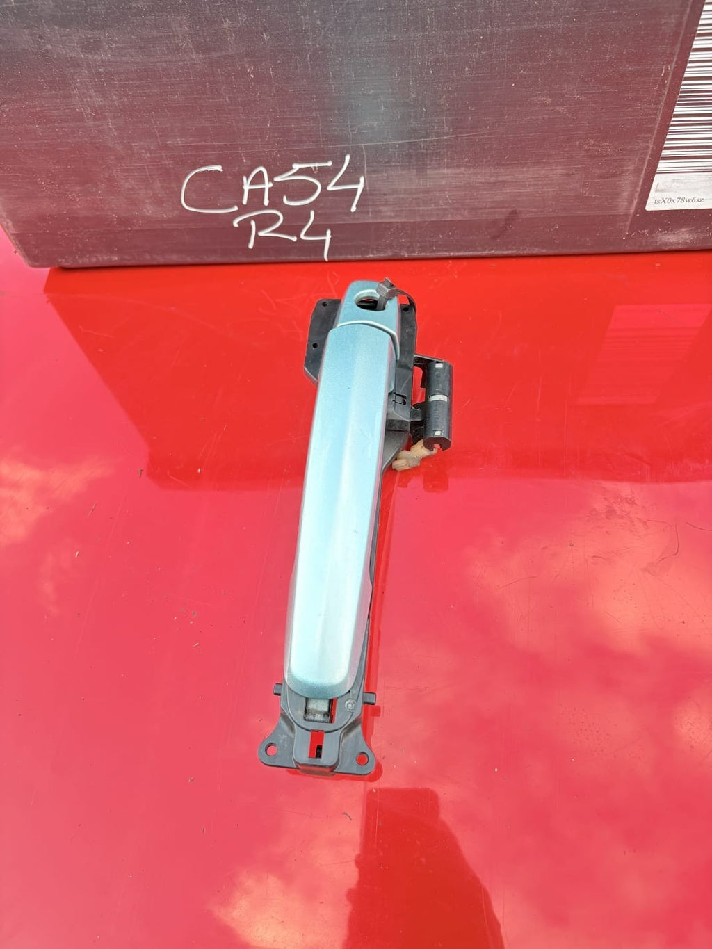 Vauxhall Corsa E Front right outer door handle PA6-GF30 plus door button 2007