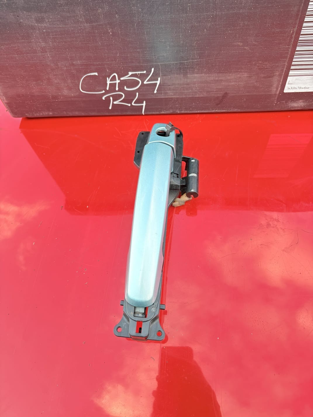 Vauxhall Corsa E Front right outer door handle PA6-GF30 plus door button 2007