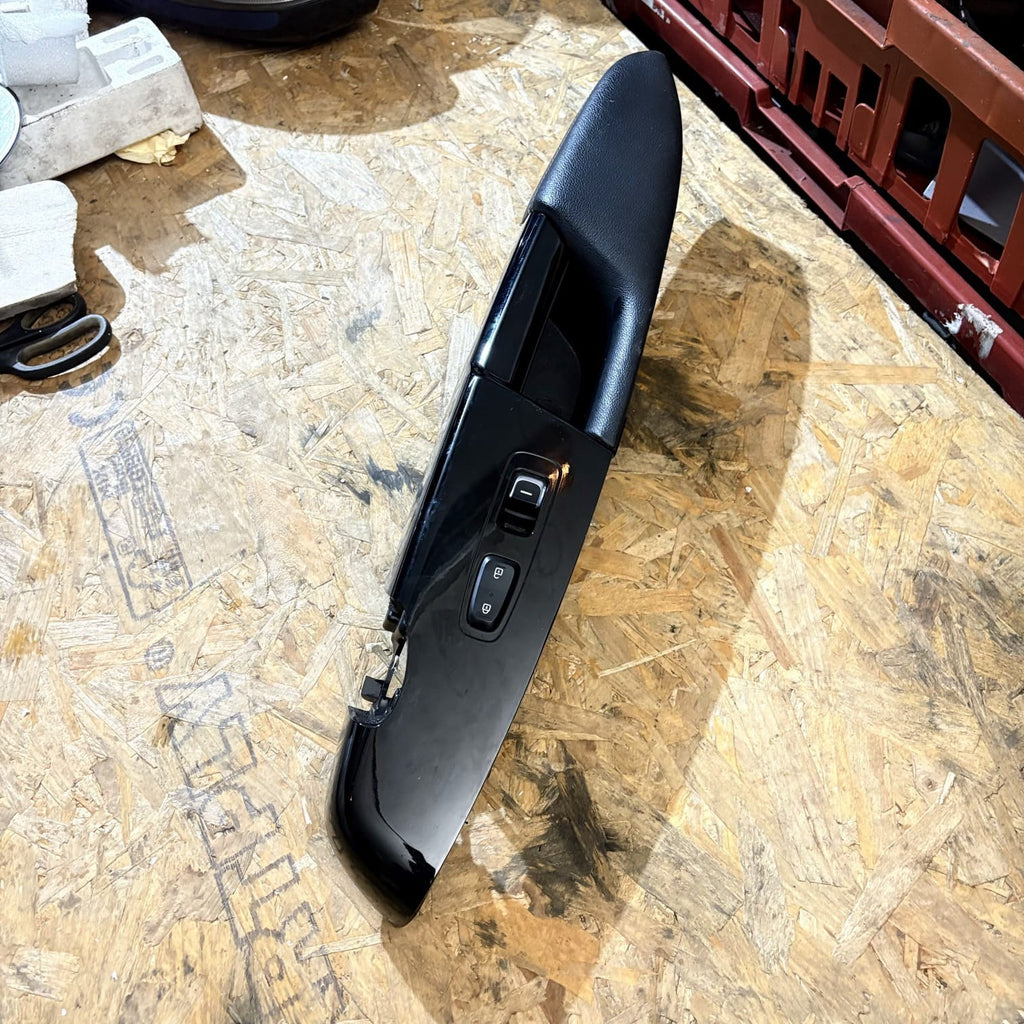 Kia Sportage MK4 QL 2016-2022 Front Left Window Switch 93575-F1520