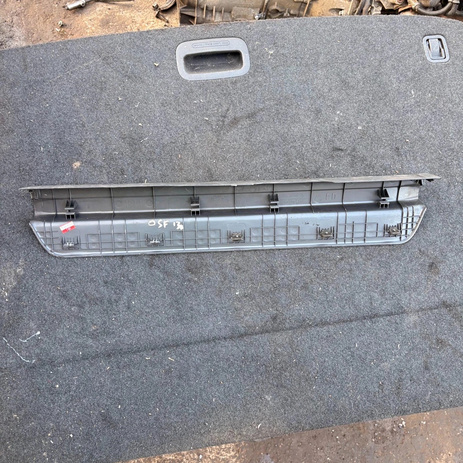 Hyundai i30 FD 07-12 Front Right Offside OSF Door Sill Scuff Plate 85880-2L000