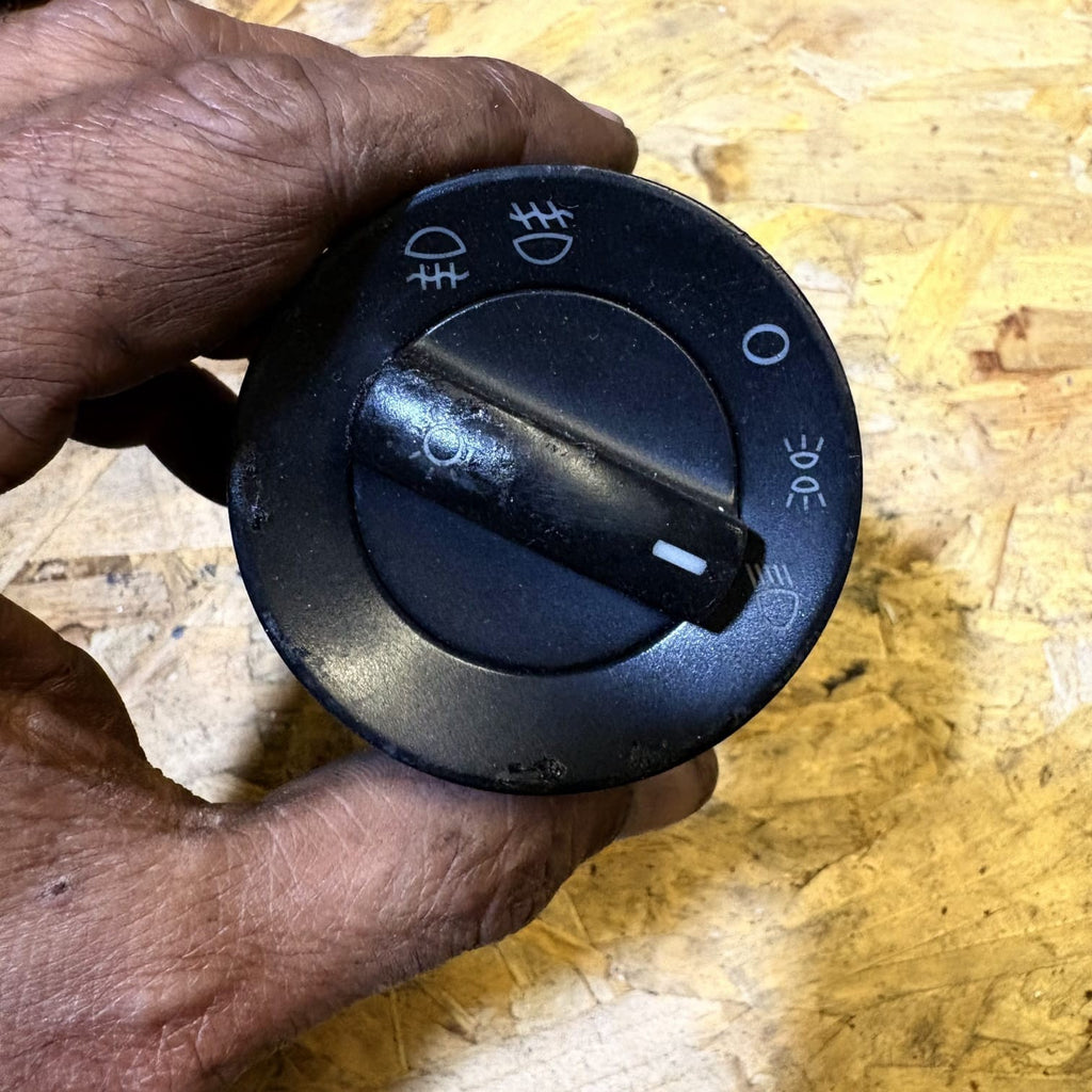 VOLKSWAGEN POLO HEADLIGHT CONTROL SWITCH 6Q0941531C #2