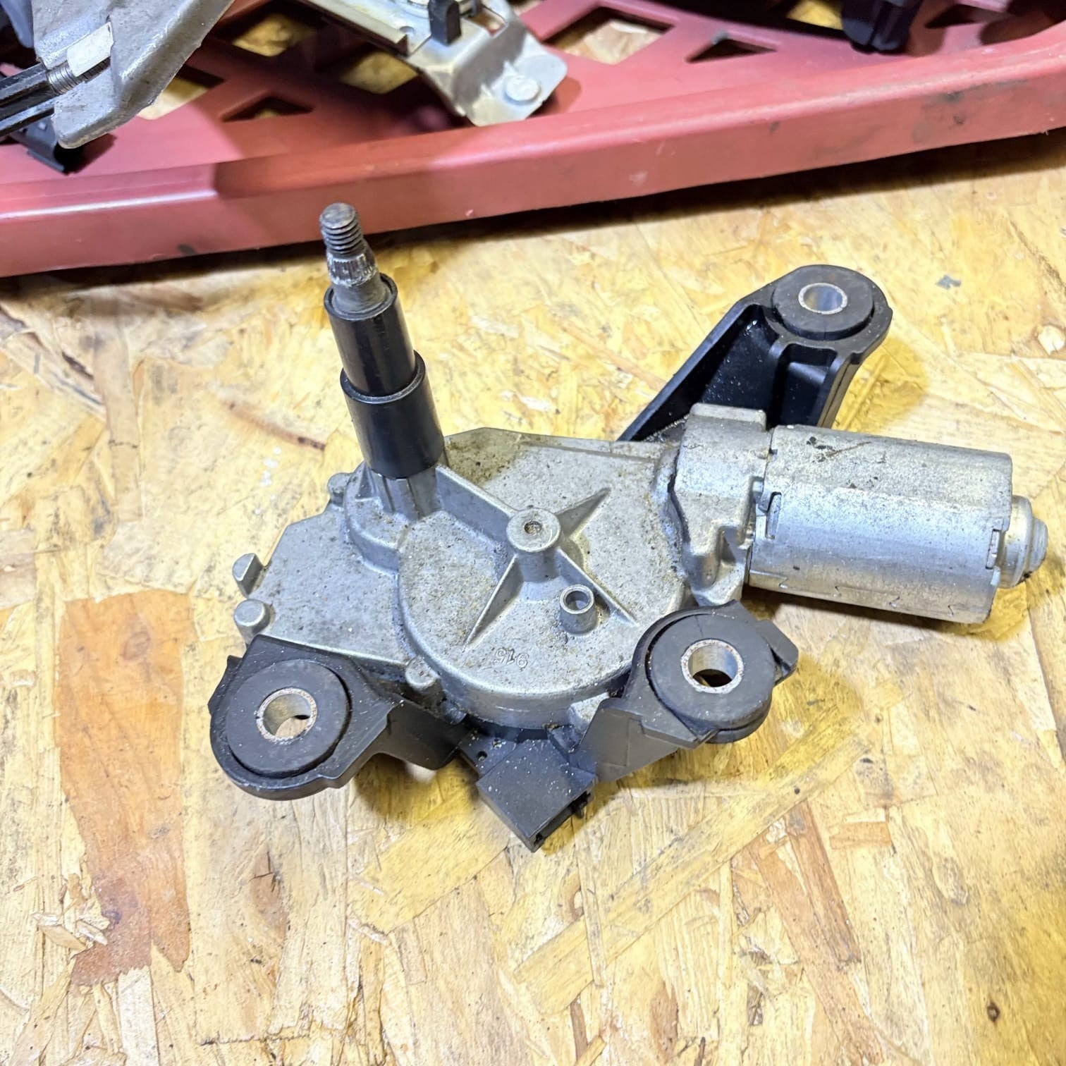Nissan Qashqai Mk1 Rear Wiper Motor 28710JD000