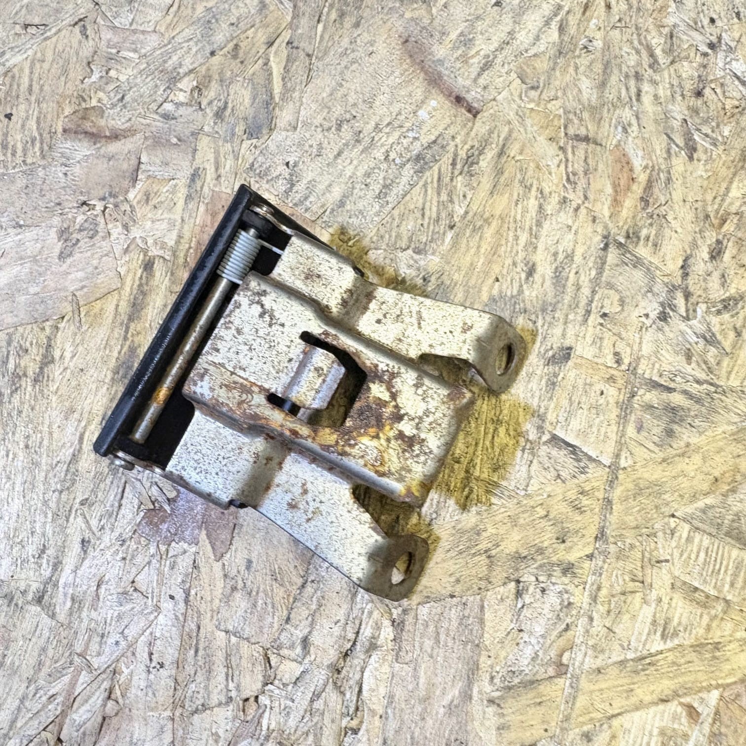 142 NISSAN MICRA K12 CONVERTIBLE C+C. BONNET RELEASE LATCH HANDLE