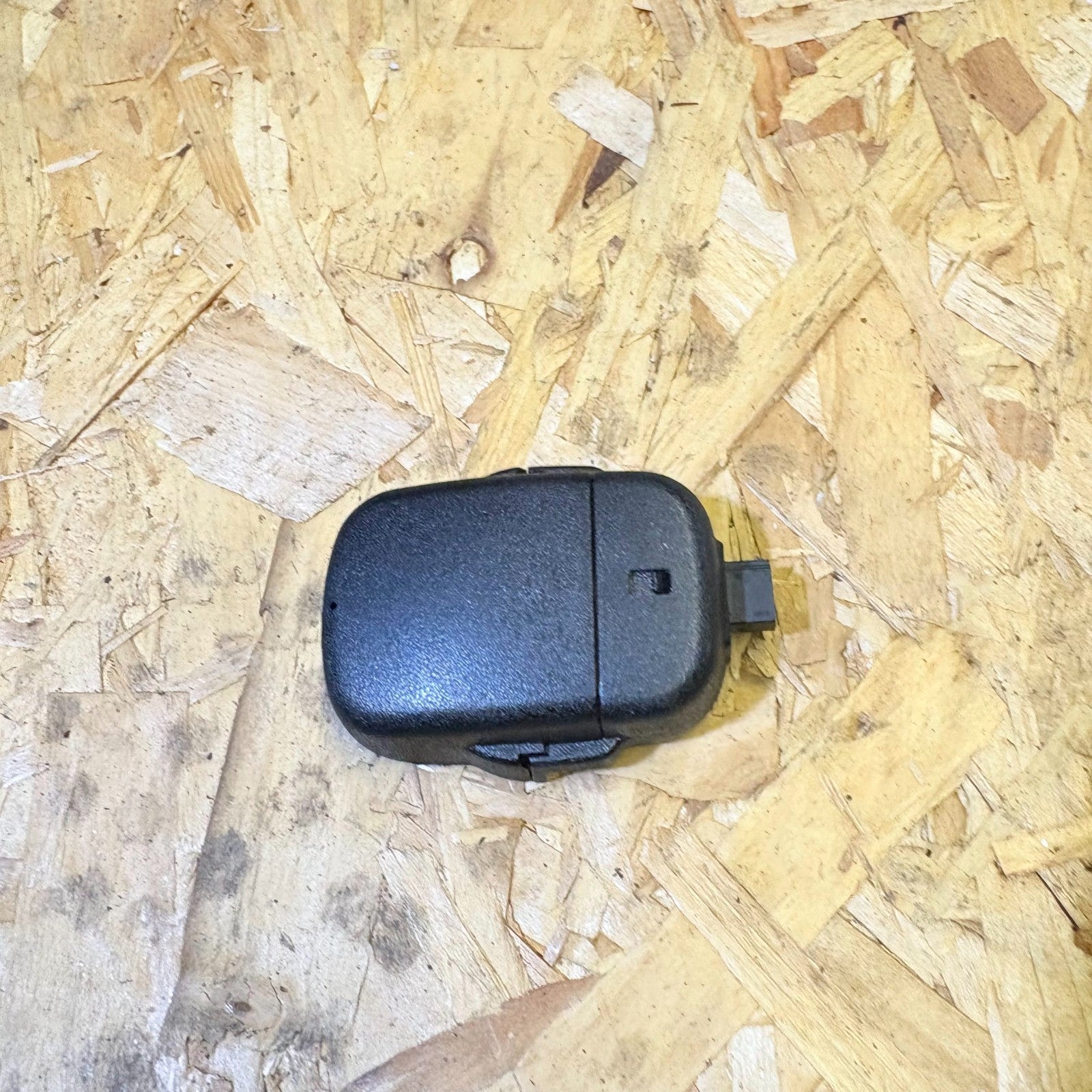 Vauxhall Mokka Mokka X J13 2013-2019 Front Windscreen Rain Sensor 95157887 3 Pin