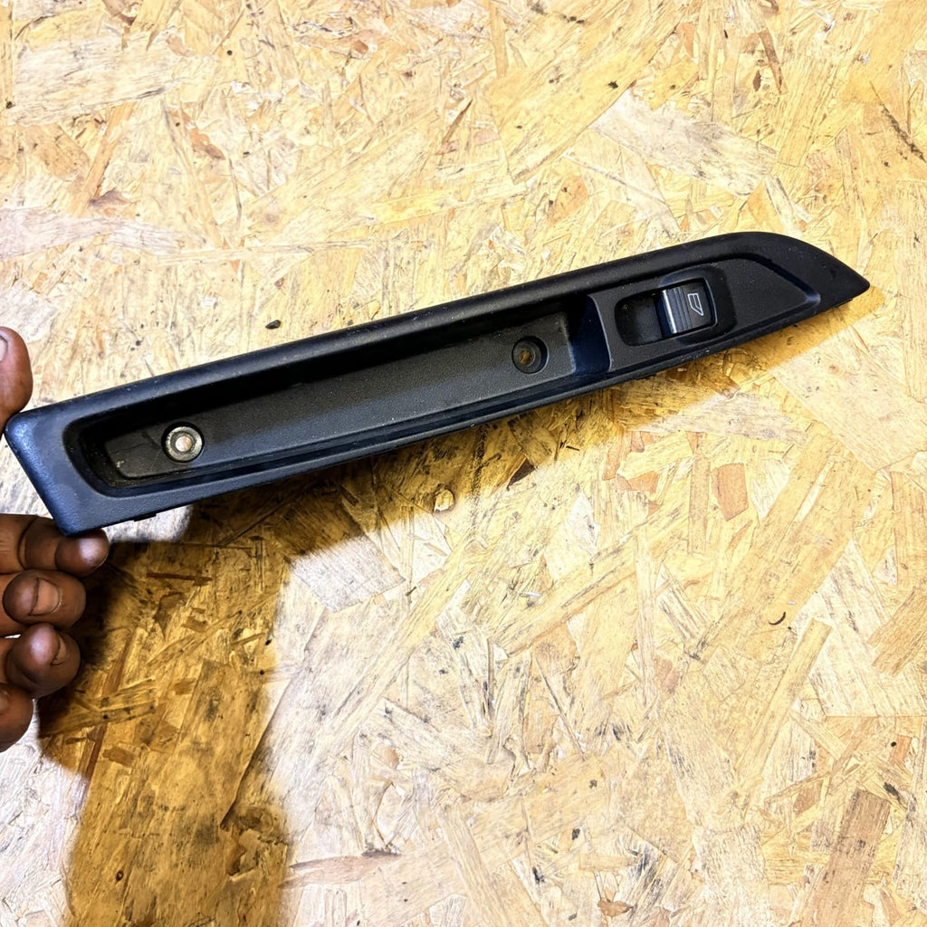 FORD B-MAX WINDOW SWITCH AV11-R226A37-ACW PASSENGER REAR SIDE 2012