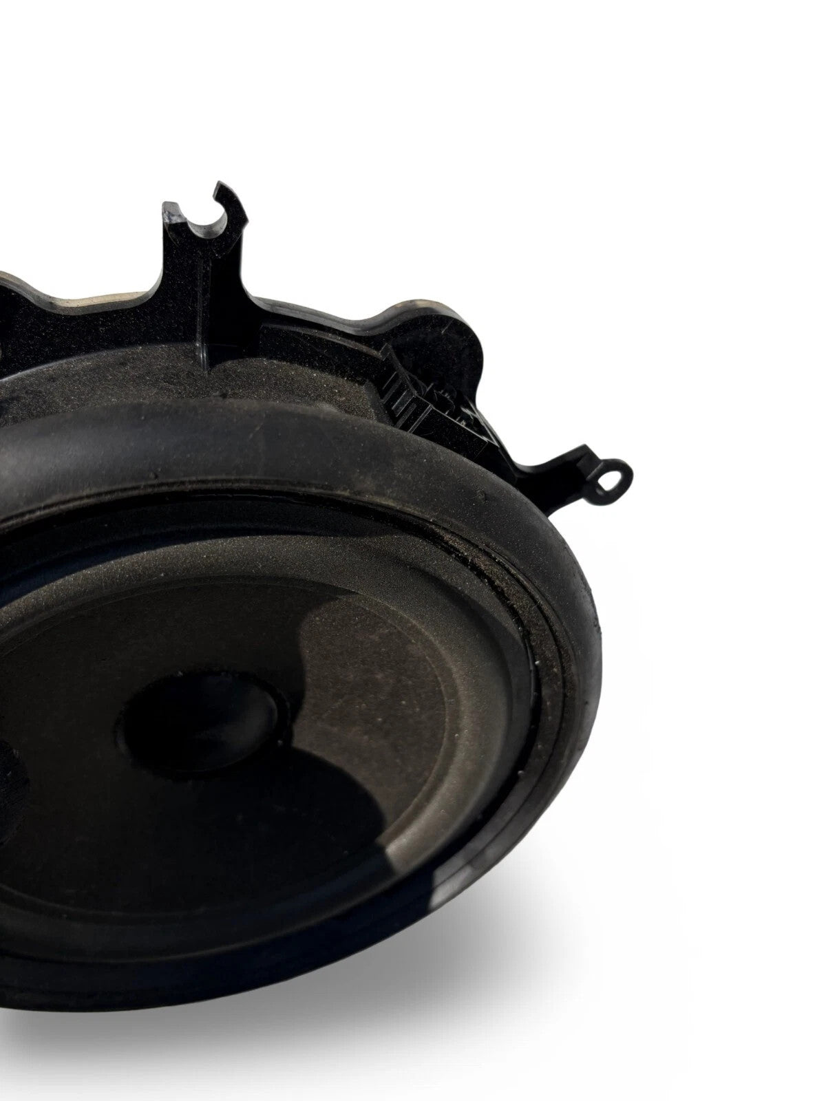 AUDI A4 REAR LEFT SPEAKER 2752507175 8E0035411