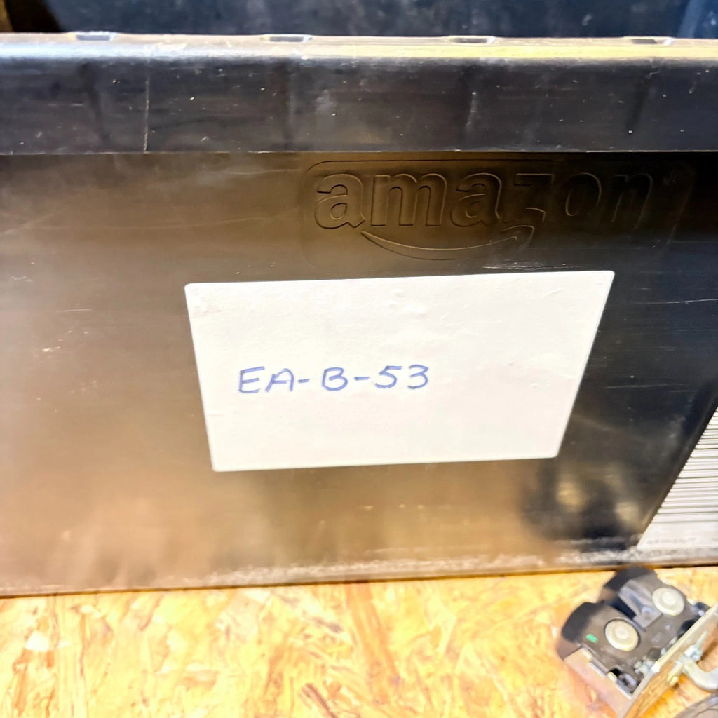 LAND ROVER DISCOVERY 3 L319 FRONT RIGHT INNER WING AIR INTAKE DUCT BOX 2004-2009