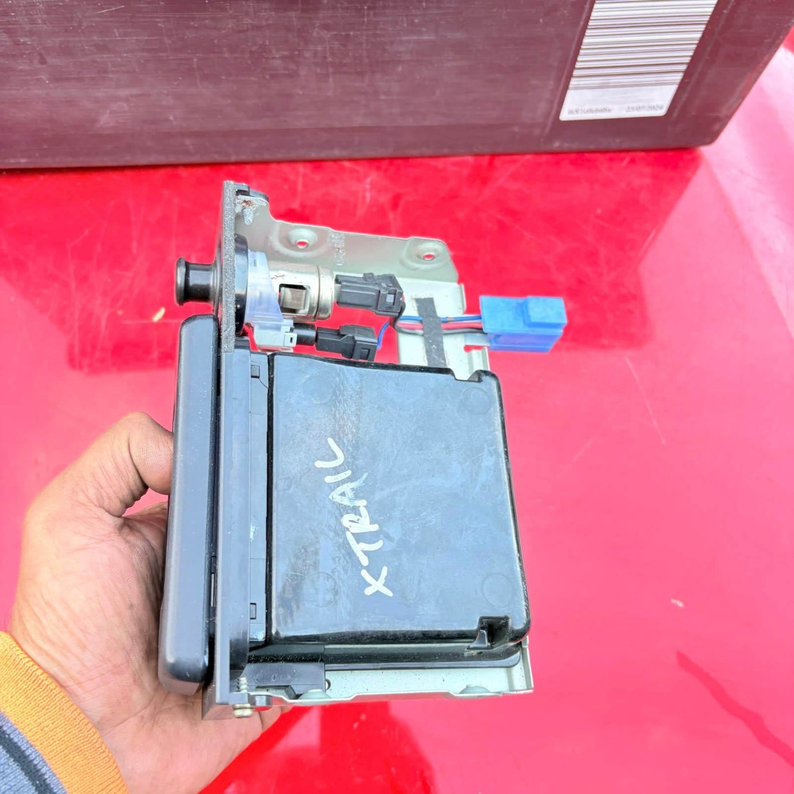 Cigarette Lighter Outlet YD22ETI for Nissan X-Trail 2001 FRF2025526-55