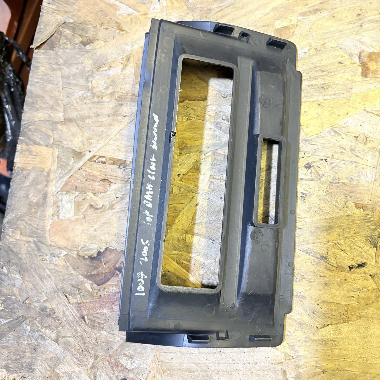 Peugeot 1007 2005-2009 Clock/Display Surround Trim 9644365377