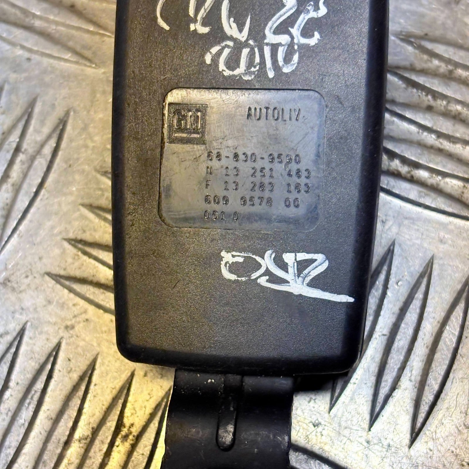 2010 Chevrolet Cruze Rear Right Seat Belt Buckle 68-830-9590