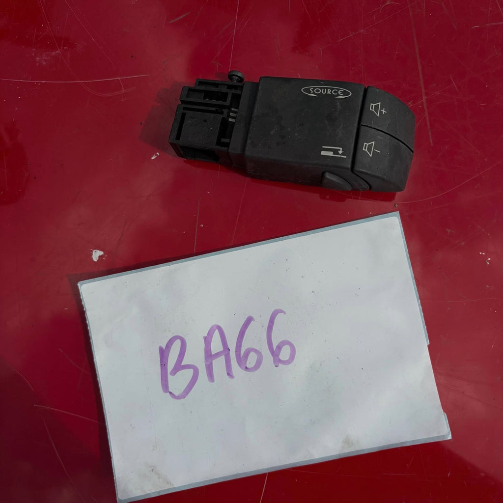 RENAULT LAGUNA MK2 STEERING VOLUME CONTROLS 34442201ad AMS1132