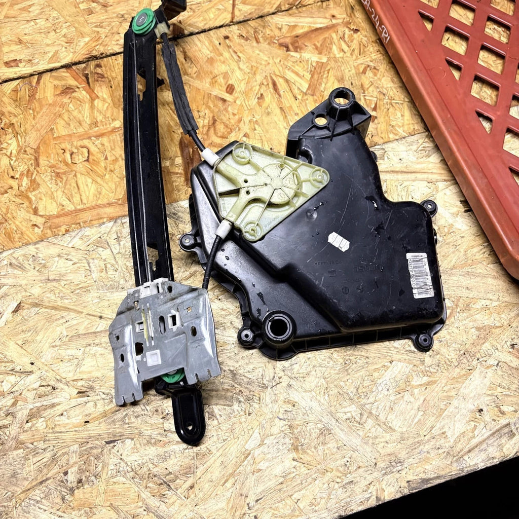 SEAT Leon Mk2 1P1 2006-2013 Rear Left Window Regulator 1P0839401A
