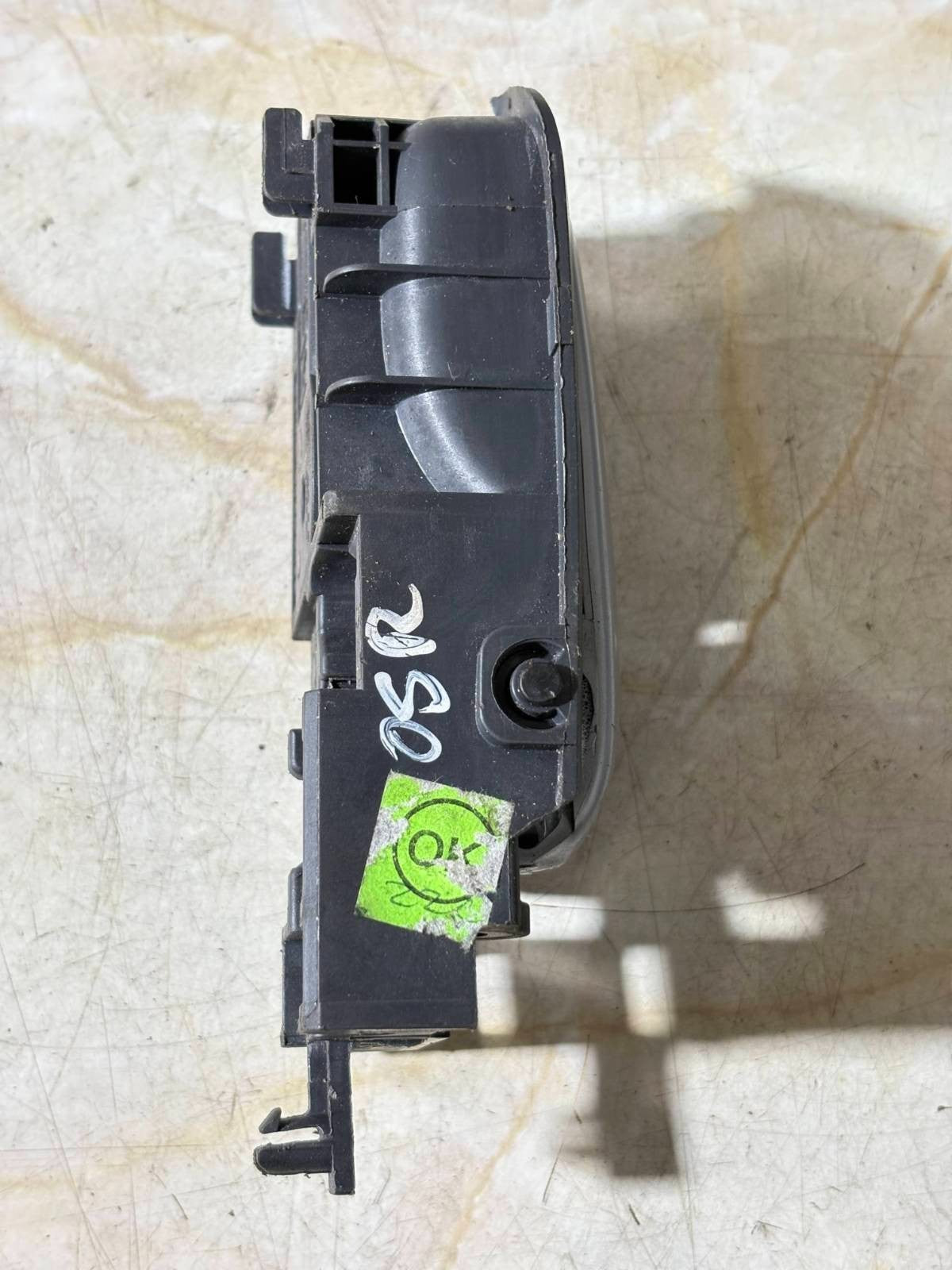 Suzuki Alto Nissan Pixo 09-14 Rear Right Inner Door Handle 83110-75J0-PIA-02