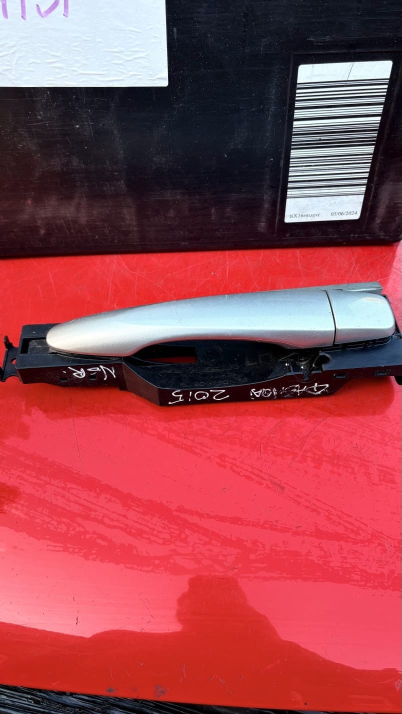 Nissan Pulsar C13 2015 Rear Right Exterior Door Handle 80610-21133 NSR
