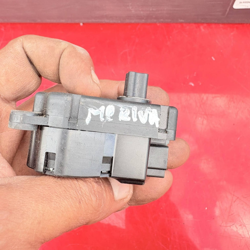 VAUXHALL/OPEL INSIGNIA HEATER FLAP ACTUATOR 52433779R0
