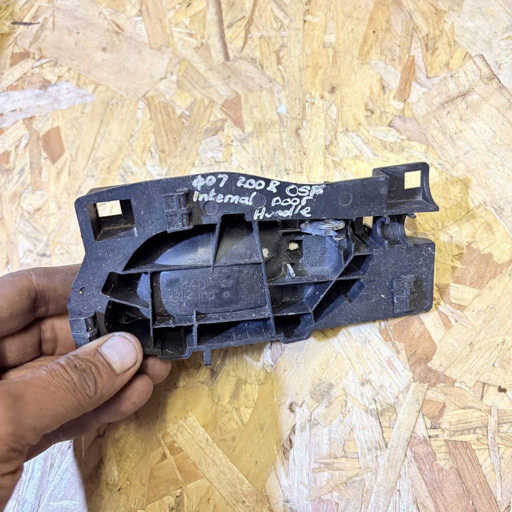 CITROEN C4 2008 DOOR HANDLE INTERIOR DRIVER FRONT SIDE OFFSIDE 100127387