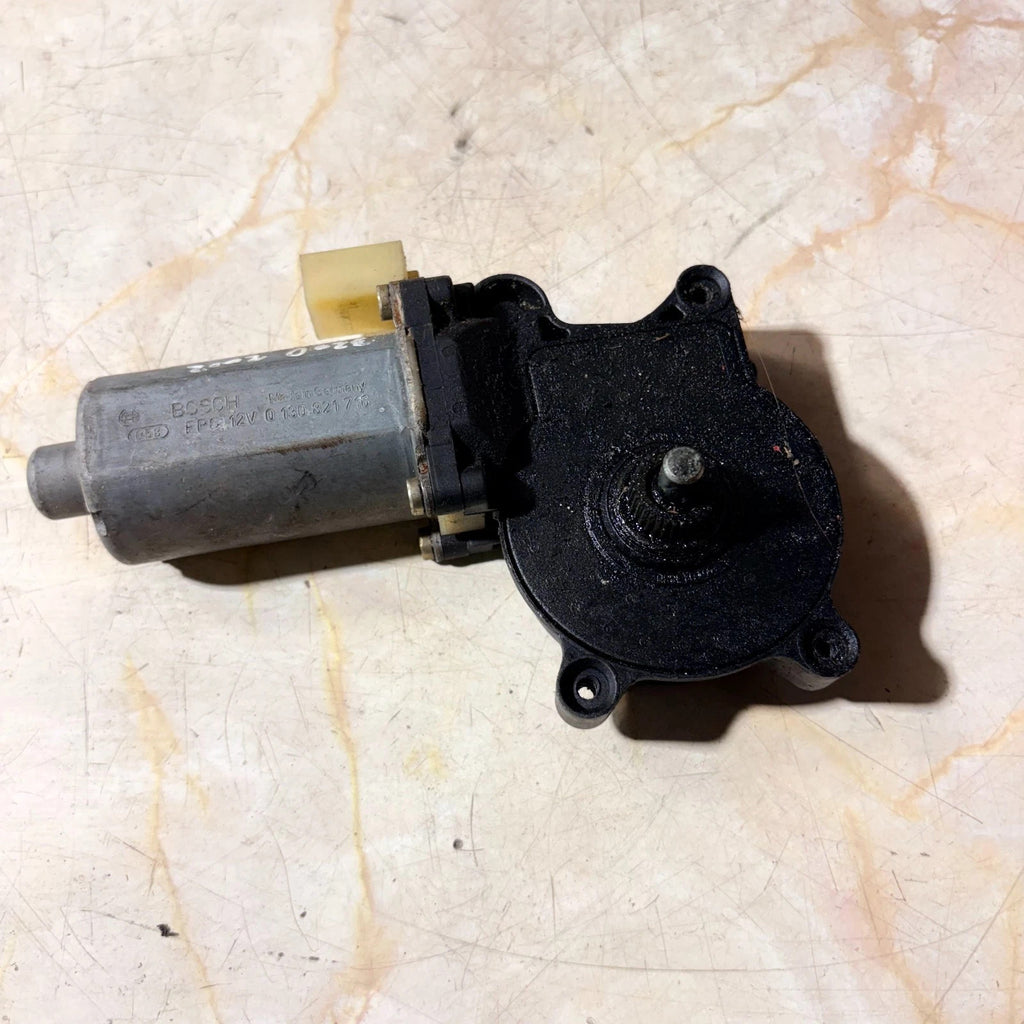 BMW 3 Series E46 320d 1998-05 Window Regulator Motor Front Left Side 0130821716