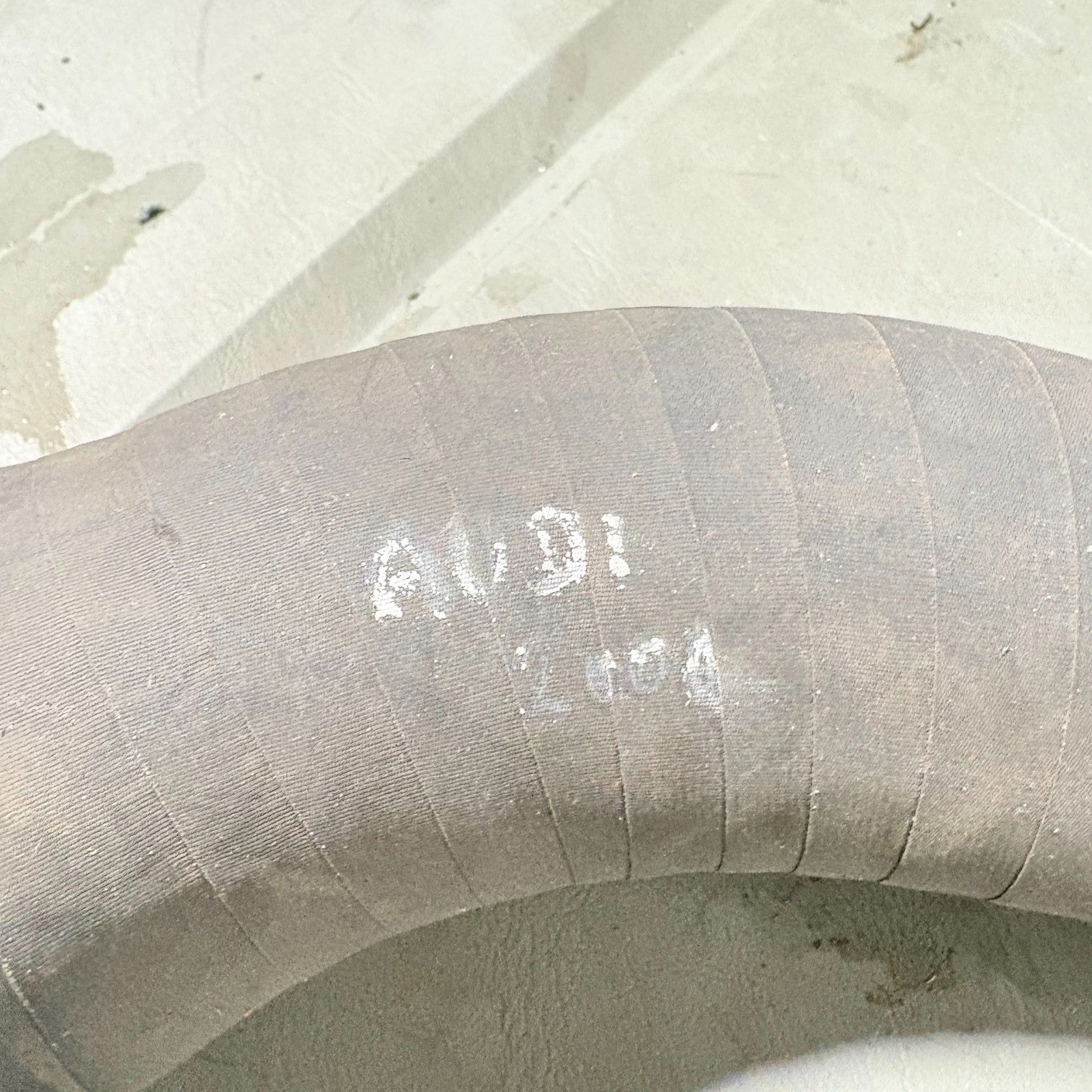 Audi TT 8N 2000-2002 1.8 Turbo Intercooler Charge Hose Right 8L9145708A