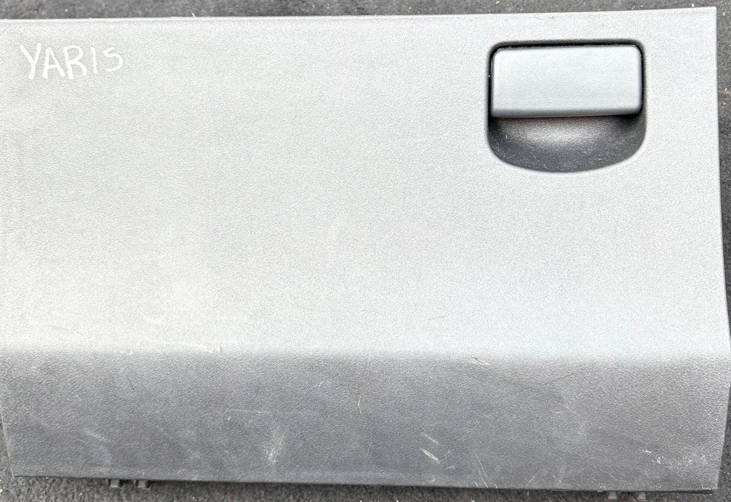 Toyota Yaris MK2 XP90 Passenger Upper Glove Box Lid Dashboard Compartment 05-11