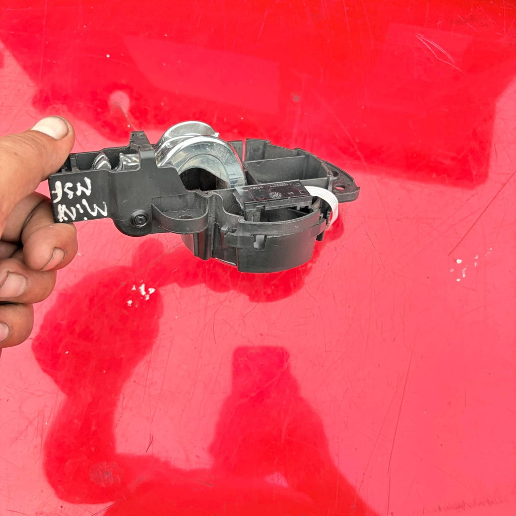 BMW Mini One/Cooper R56 LCI N/S/F Passenger Side Interior Door Handle 2753717-05