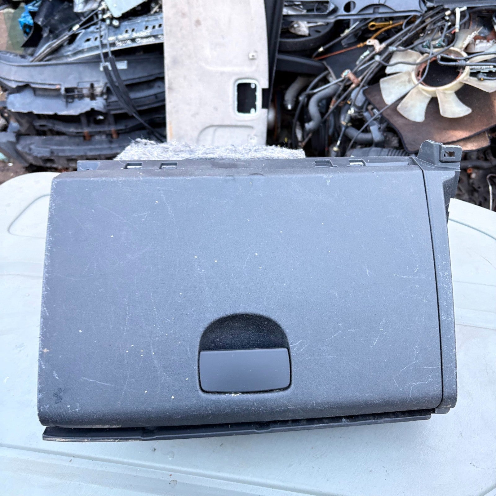 HYUNDAI I20 2009 GLOVE BOX STORAGE COMPARTMENT 84529-1J900
