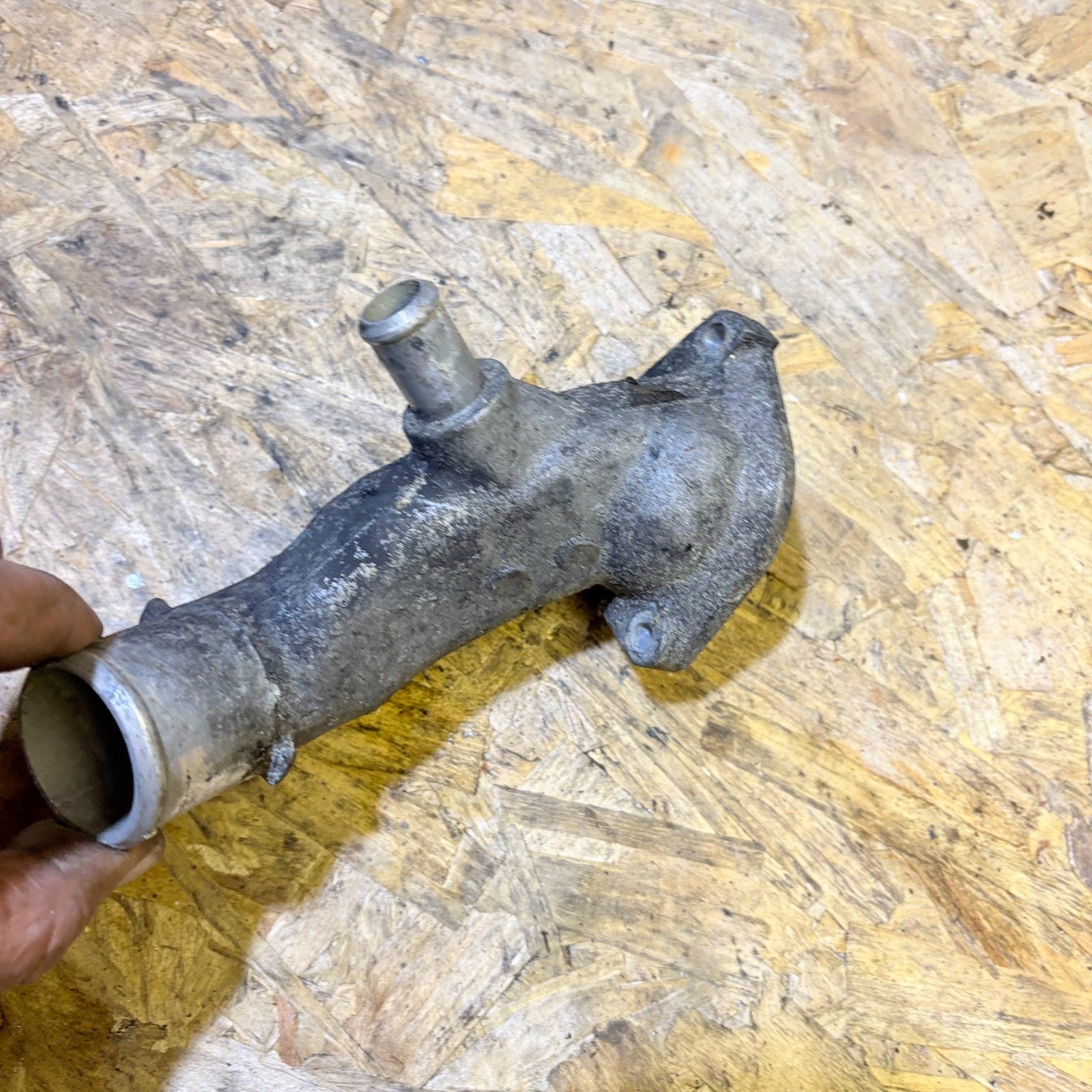 Toyota Corolla 2002-2006 Thermostat Pipe