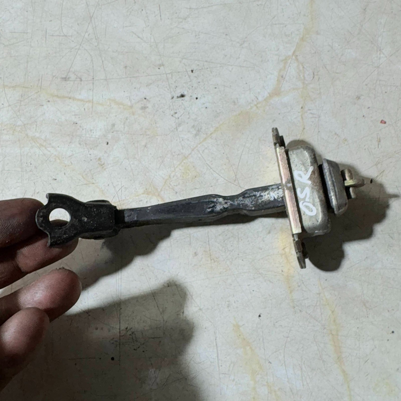 NISSAN X-TRAIL 2004 O/S/R DRIVER SIDE REAR DOOR STOP STRAP CHECK