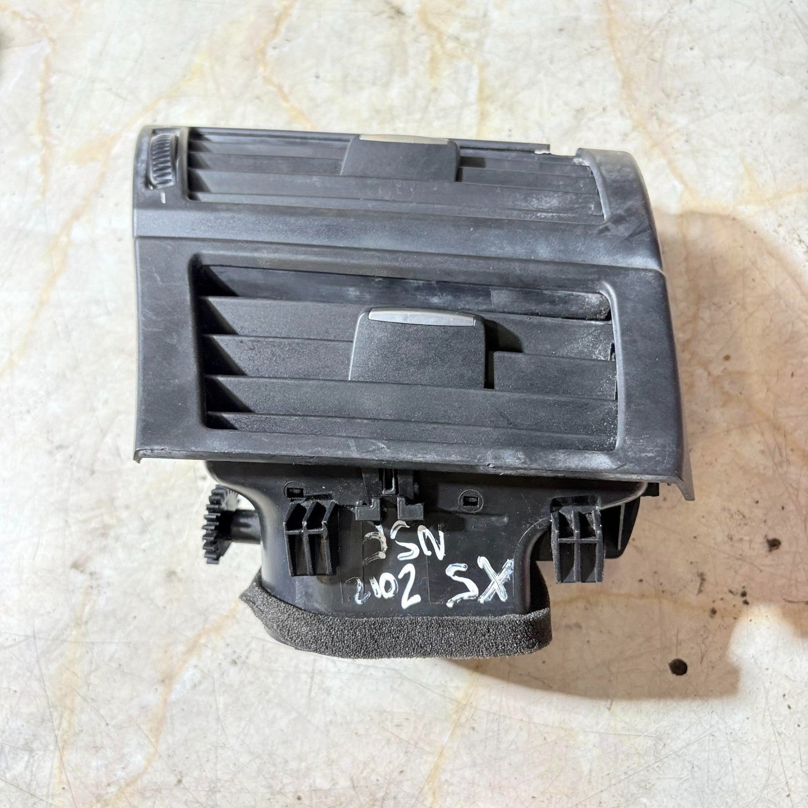 ORIGINAL LEFT AIR NOZZLE BMW E70 2007-2013 144821 10