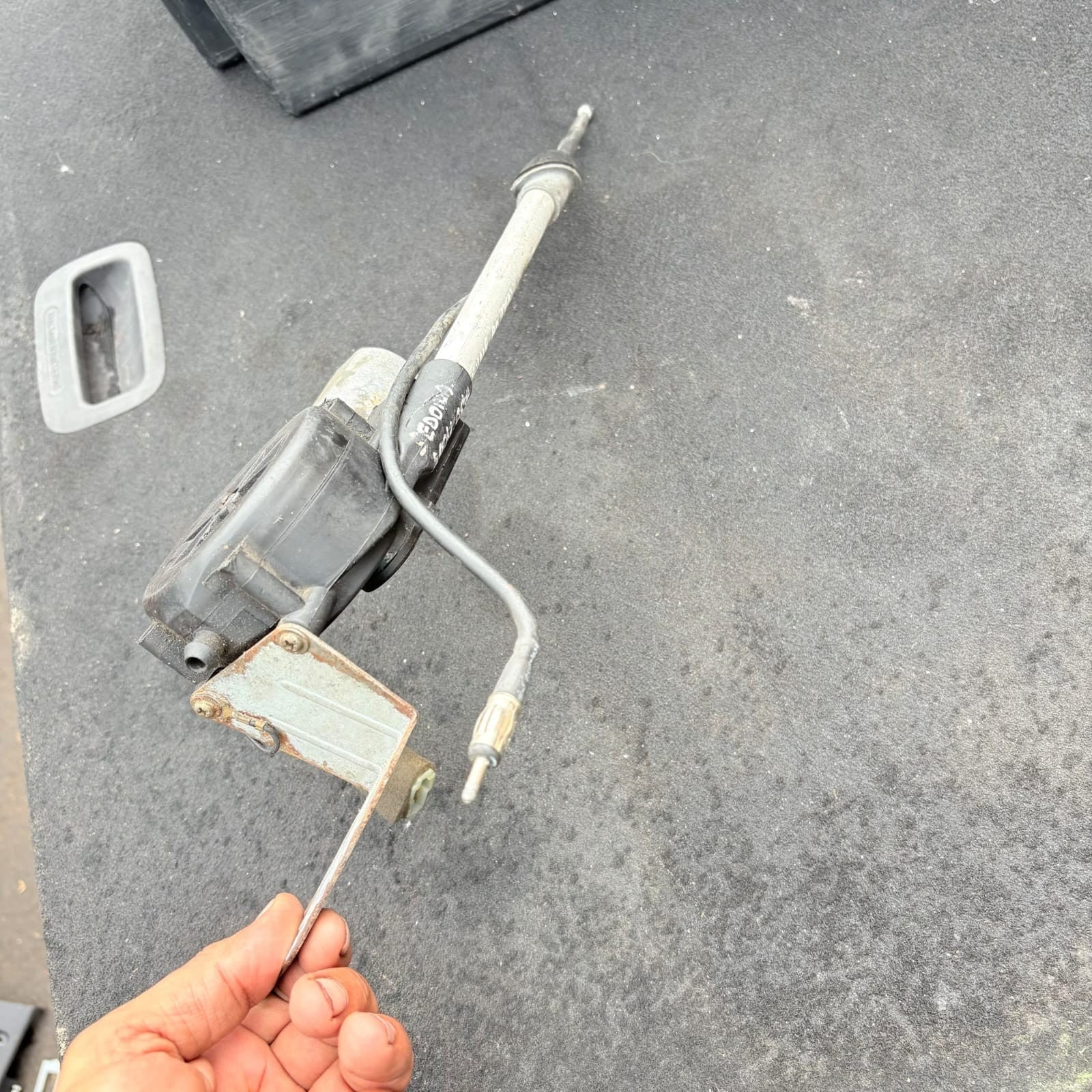 KIA CARNIVAL II GQ Antenna 0K55366930e 2.90 Diesel 106kw 2004 3148701