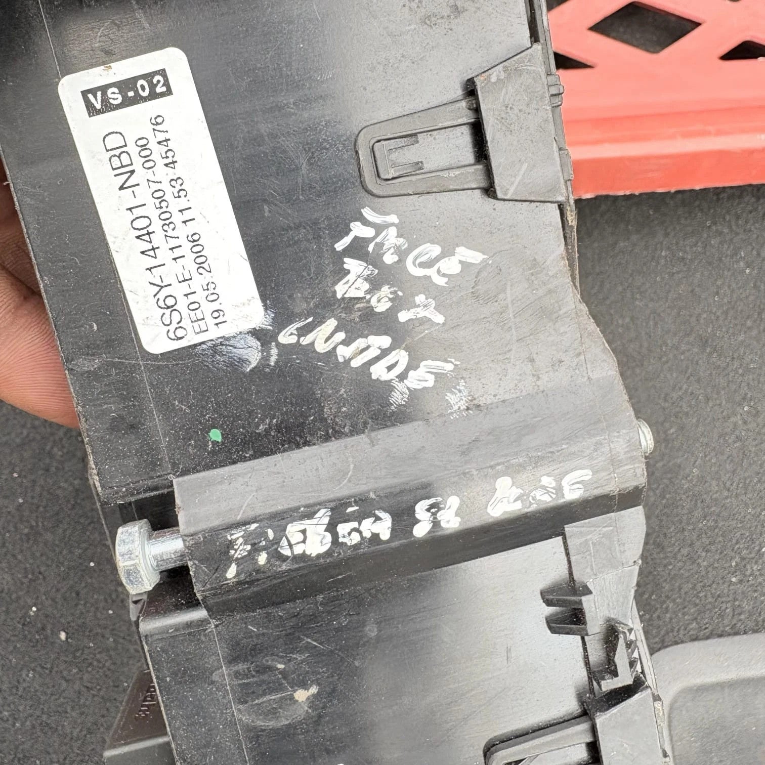 Ford Fiesta 2002-2008 Mk5 FUSE BOX 6S6Y14401