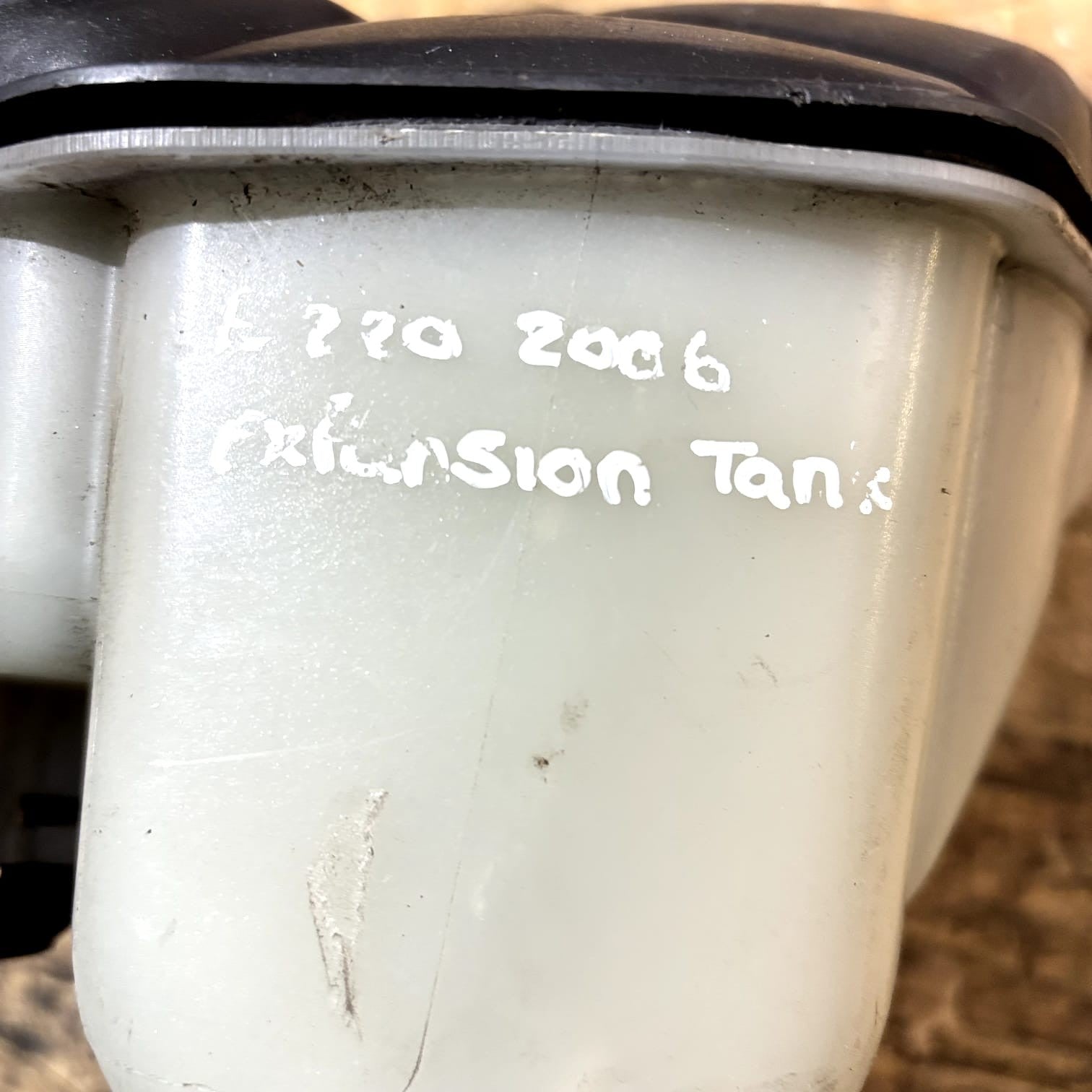 MERCEDES-BENZ E CLS Class W211 W219 Coolant Expansion Tank A2115000049 2006