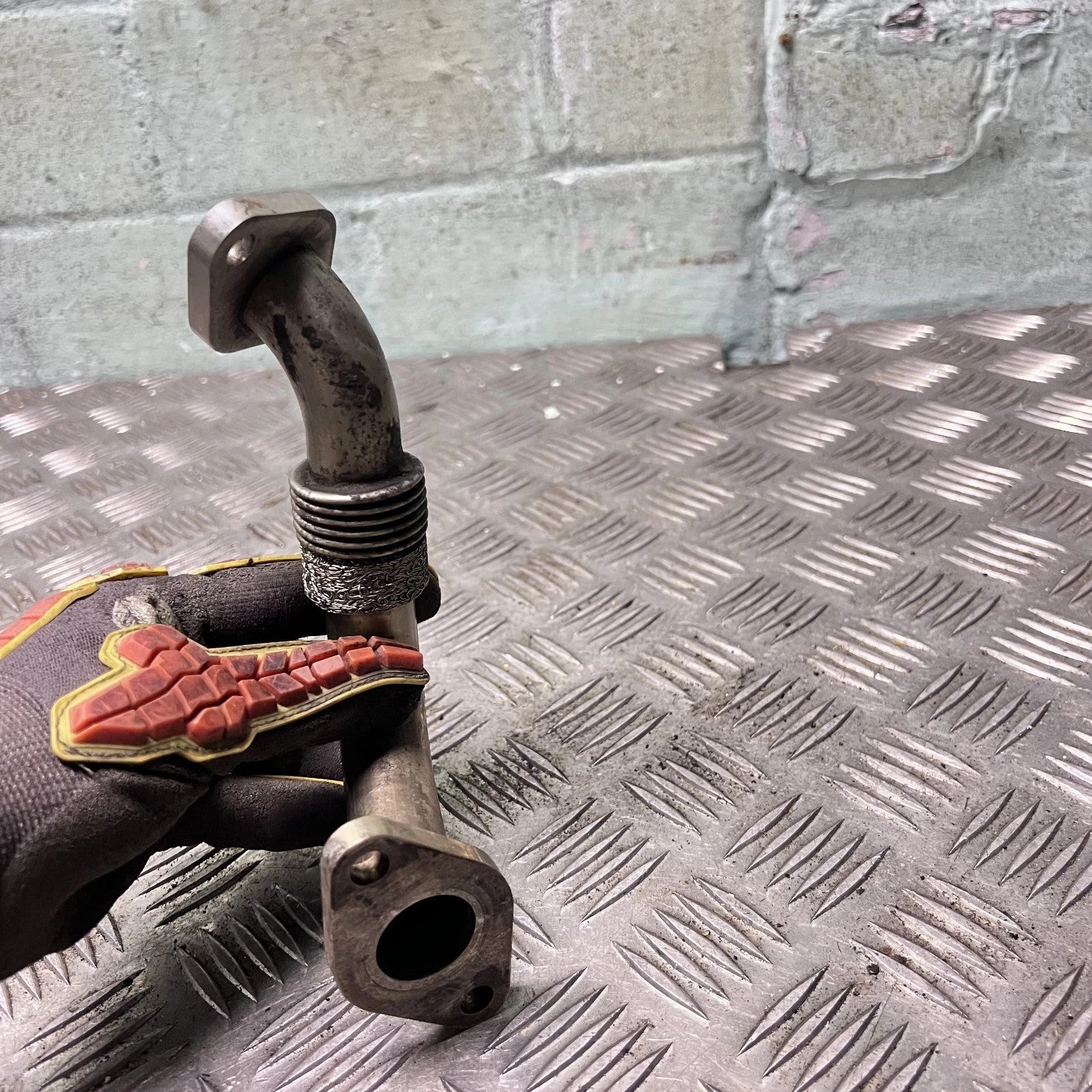 Skoda Superb Mk1 3U 1.9 TDI AVF/AWX EGR Pipe Tube 038131521AJ 01-08