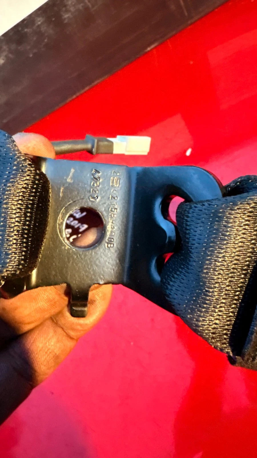 BMW 1 SERIES 118i 2019 DRIVER REAR SEAT BELT BUCKLE PAIR