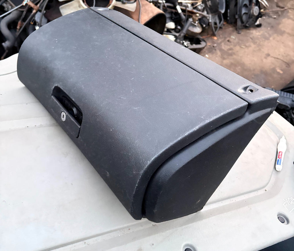 Skoda Octavia 2004-2012-glove box with handle